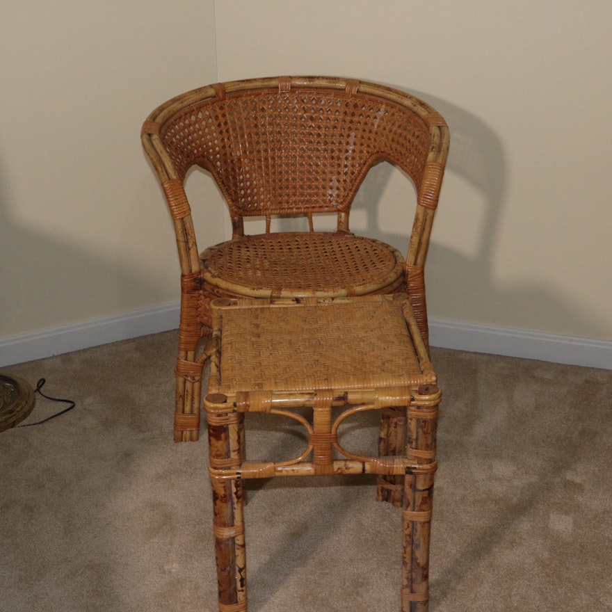 Wicker and Rattan Chair with Side Table