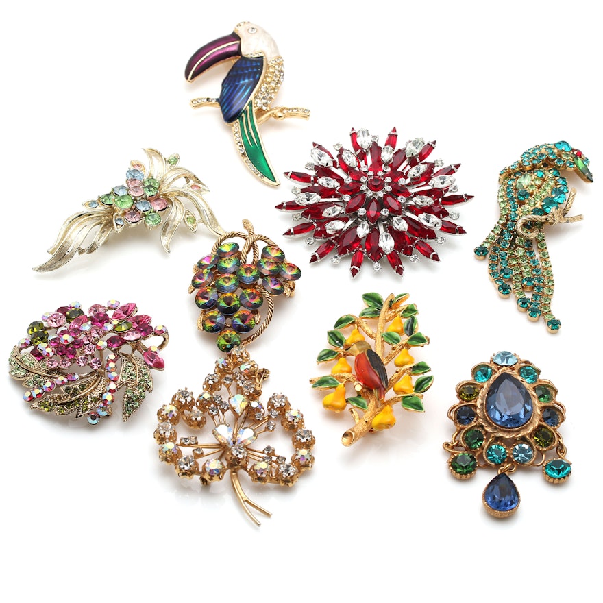 Collection of Vintage Costume Brooches Featuring Coro and Cadoro