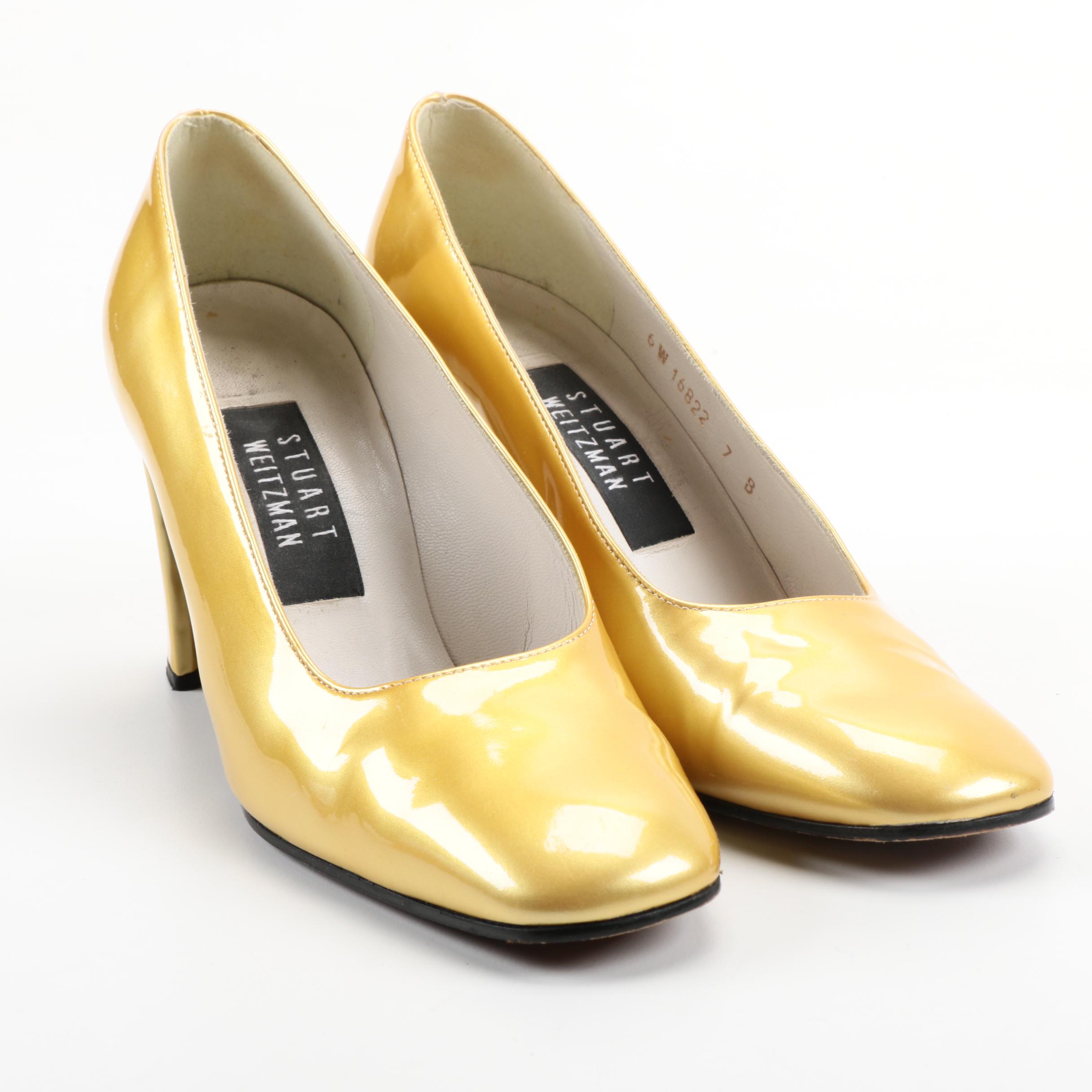Stuart Weitzman Golden Patent Leather Pumps