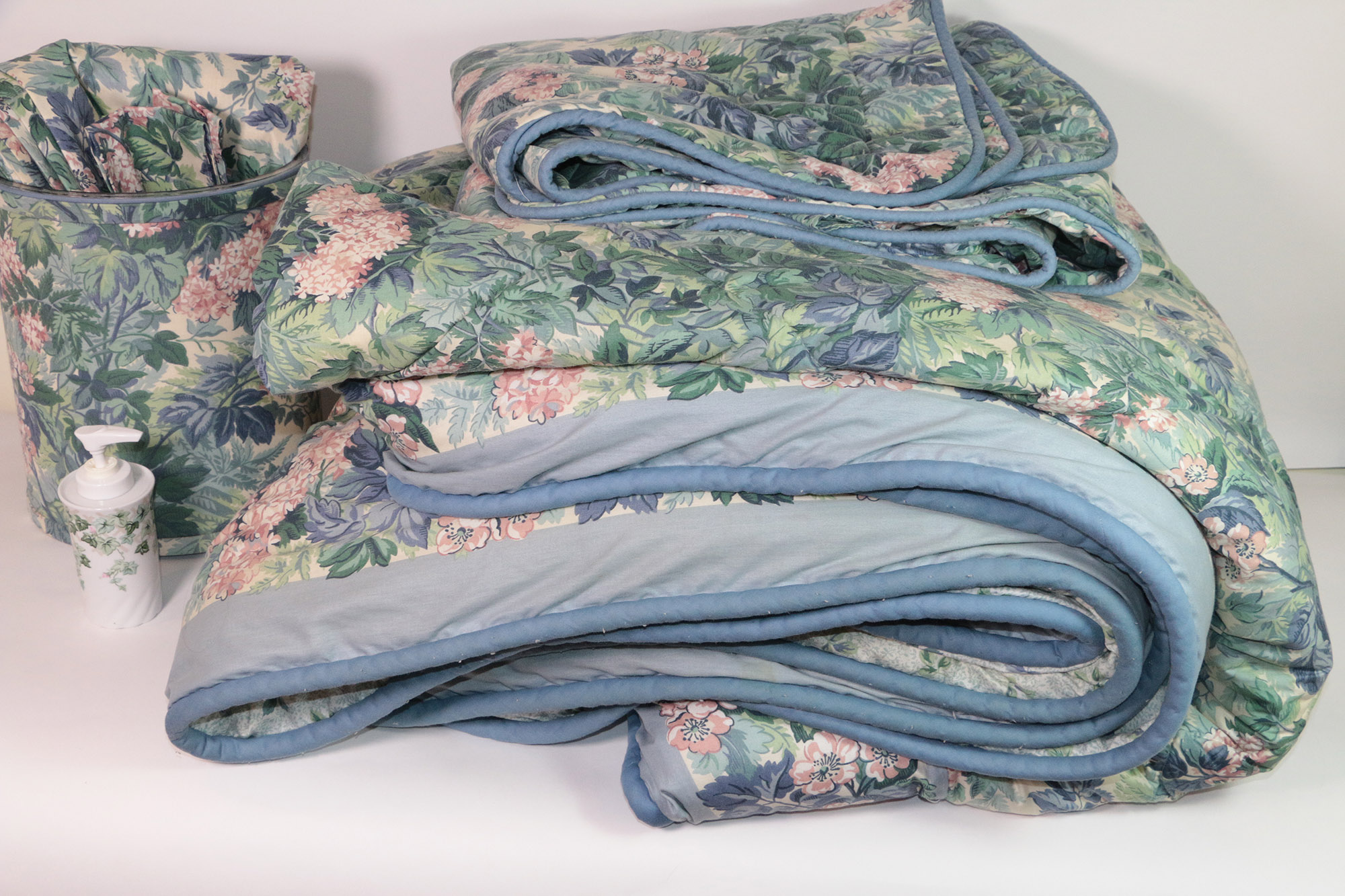 Vintage Laura Ashley Bedding Set