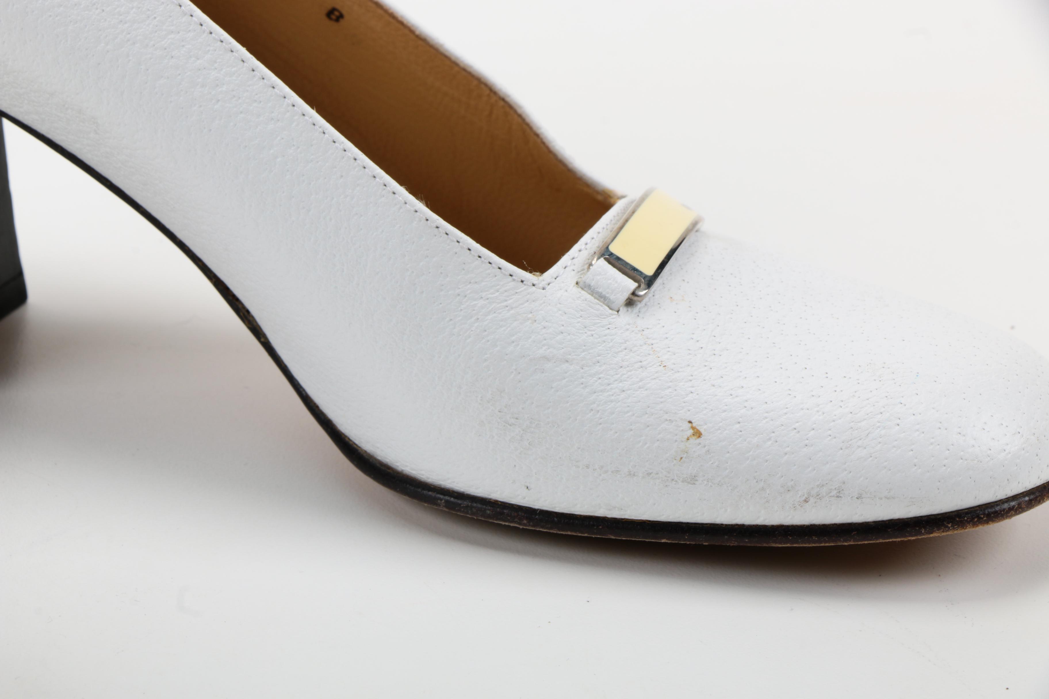 Women's Gucci Leather Pumps