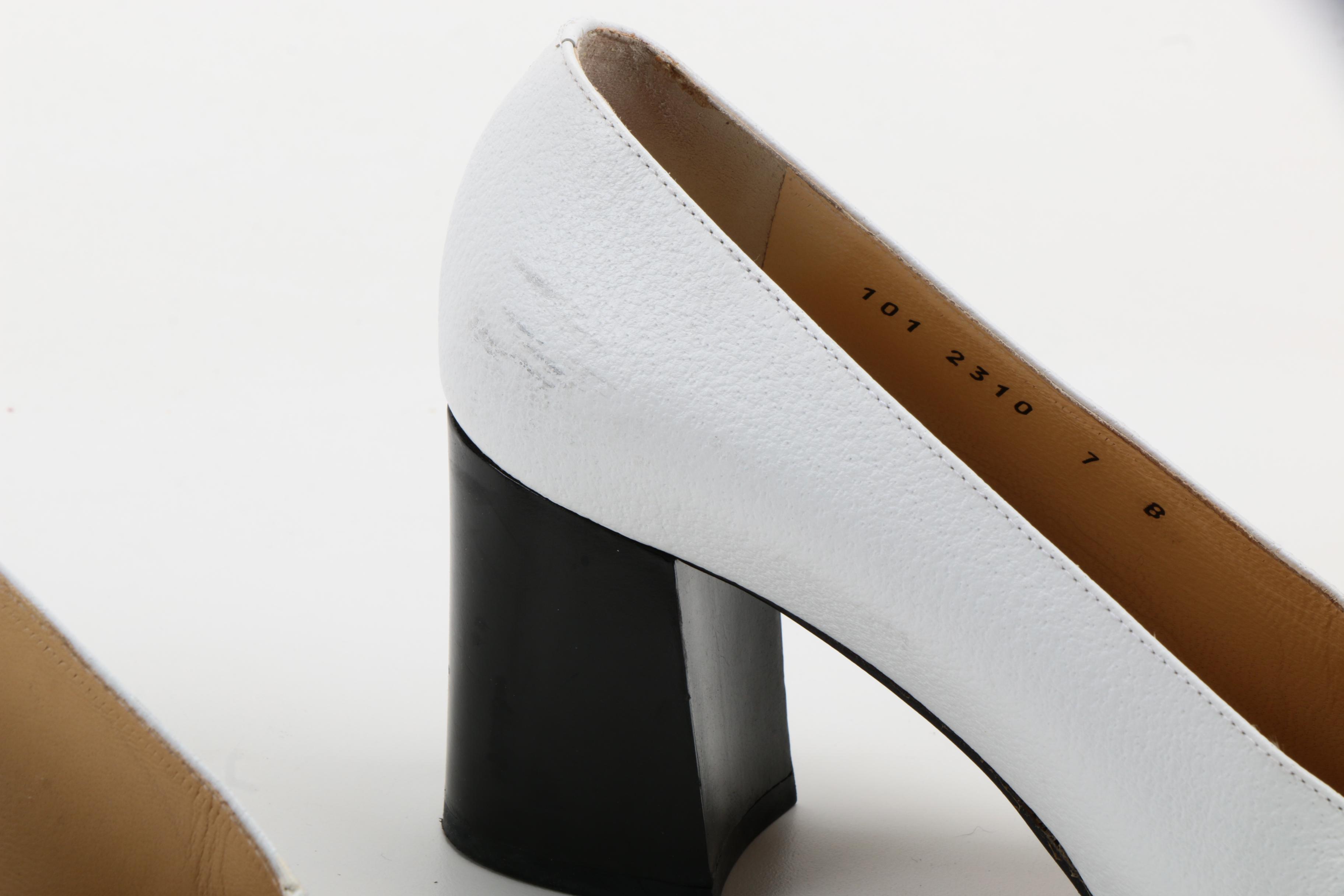 Women's Gucci Leather Pumps