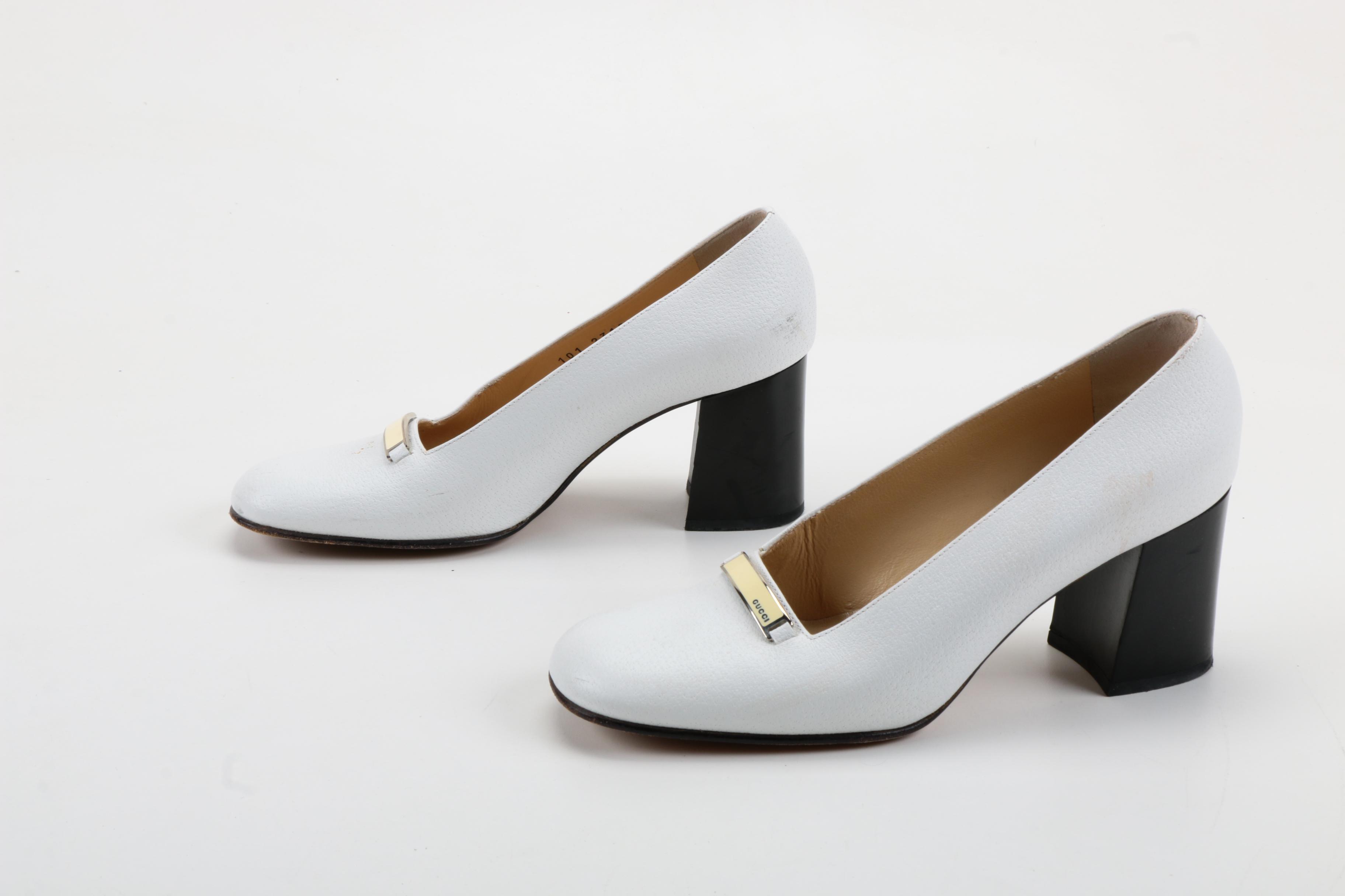 Women's Gucci Leather Pumps