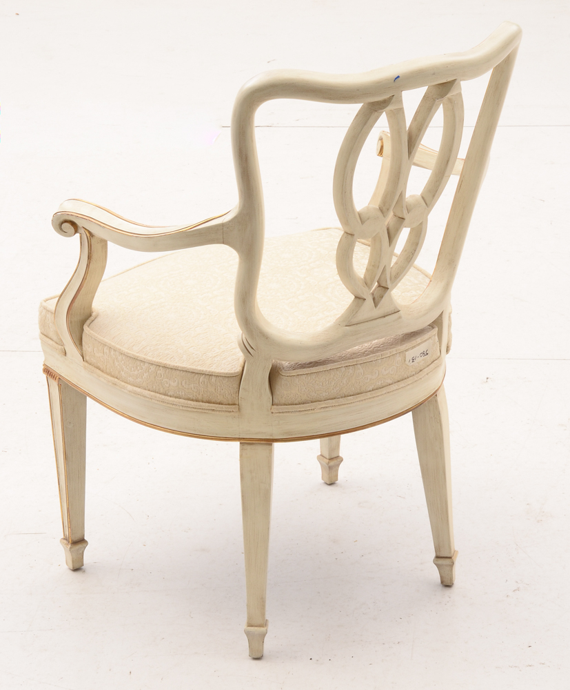 French Provincial Dining Set By John Widdicomb