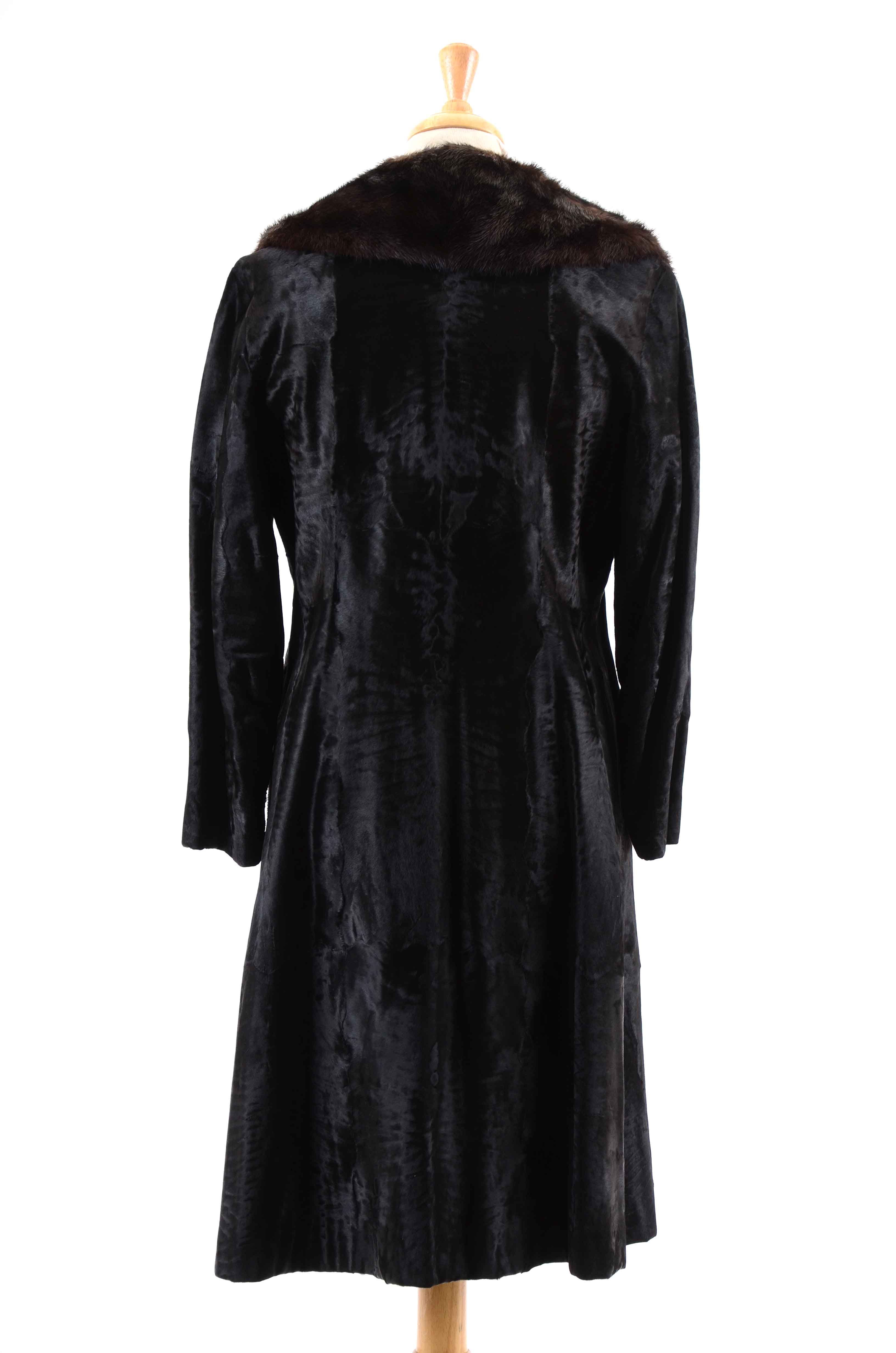 Salon Internacional Boutique Calfskin and Mink Vintage Coat