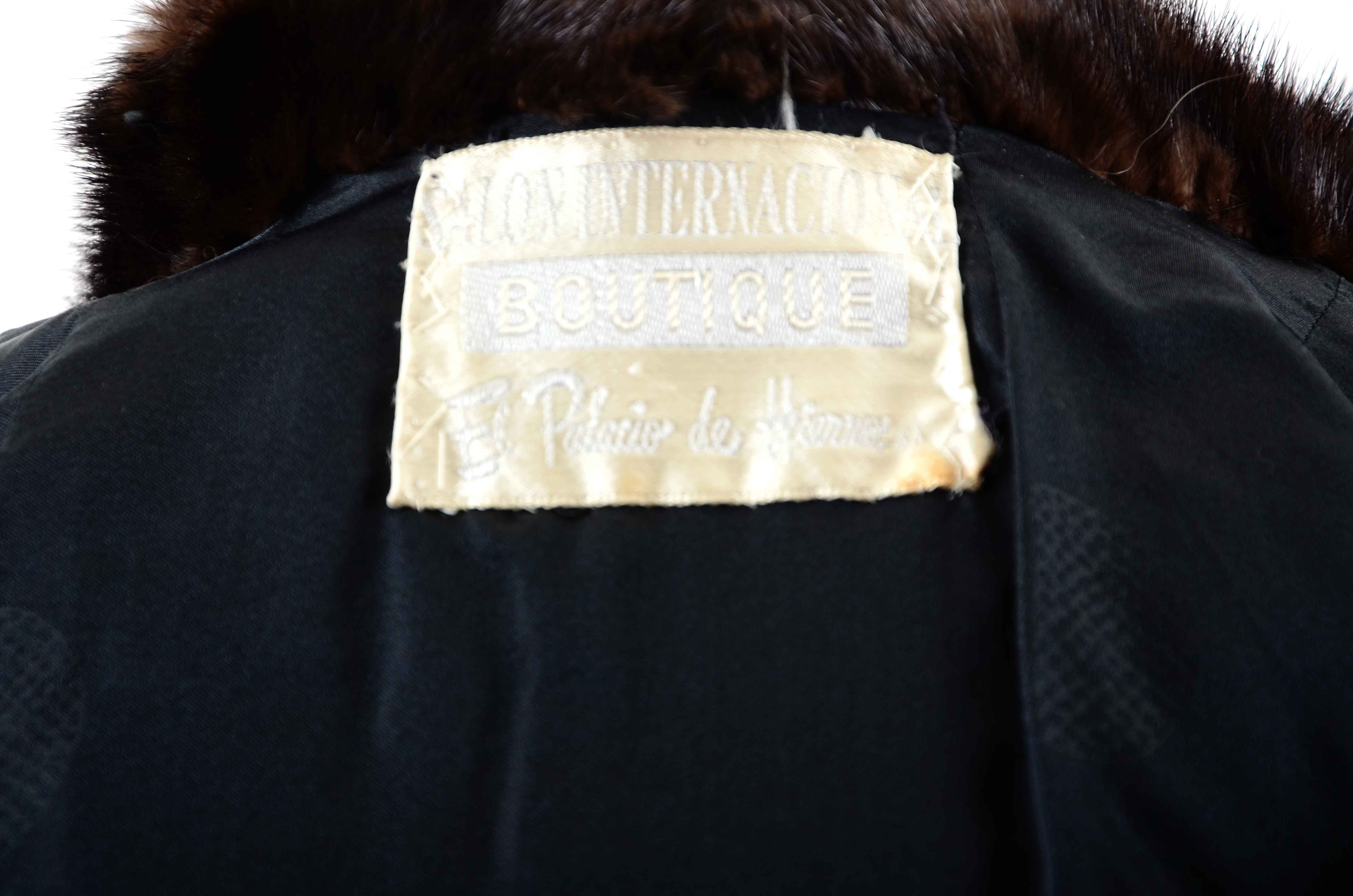 Salon Internacional Boutique Calfskin and Mink Vintage Coat