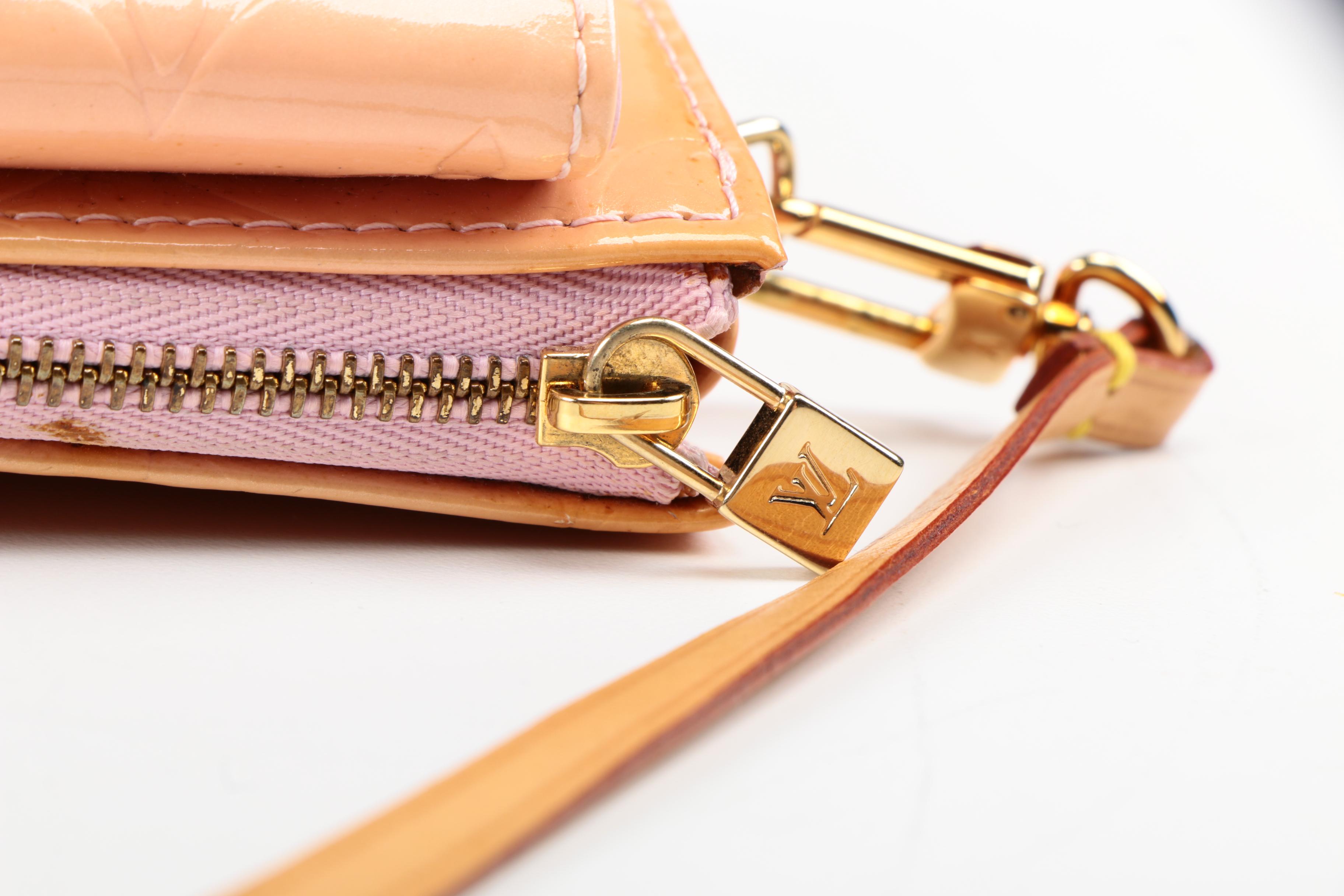 Louis Vuitton Monogram Vernis Mott Pochette