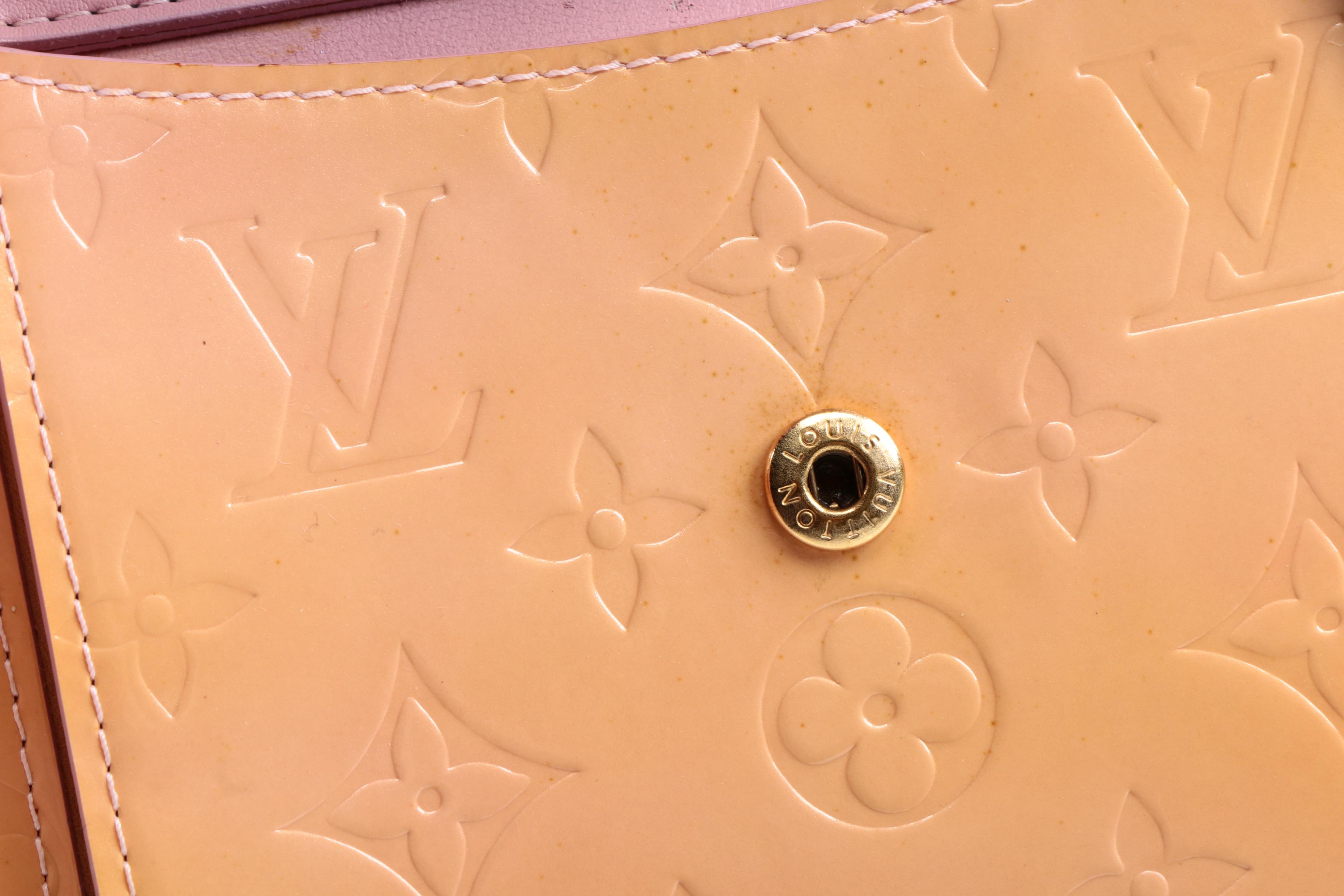 Louis Vuitton Monogram Vernis Mott Pochette