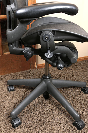 Herman Miller "Aeron" Office Chair
