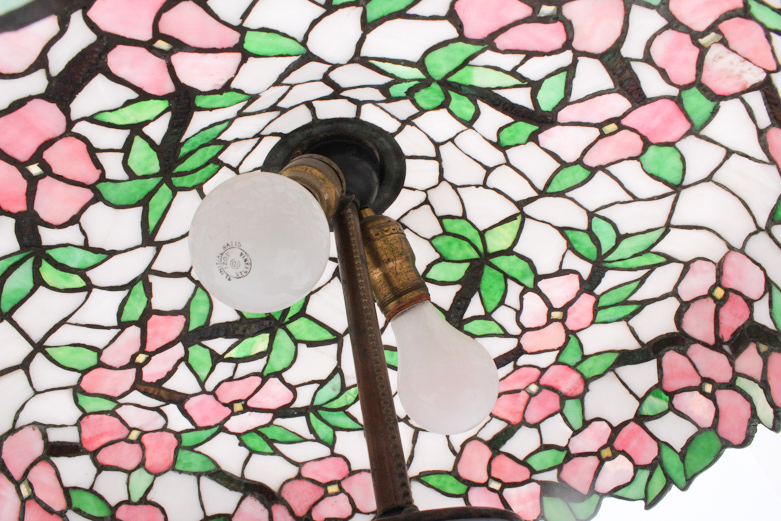 Tiffany Style Stained Glass Table Lamp with Bronze Base