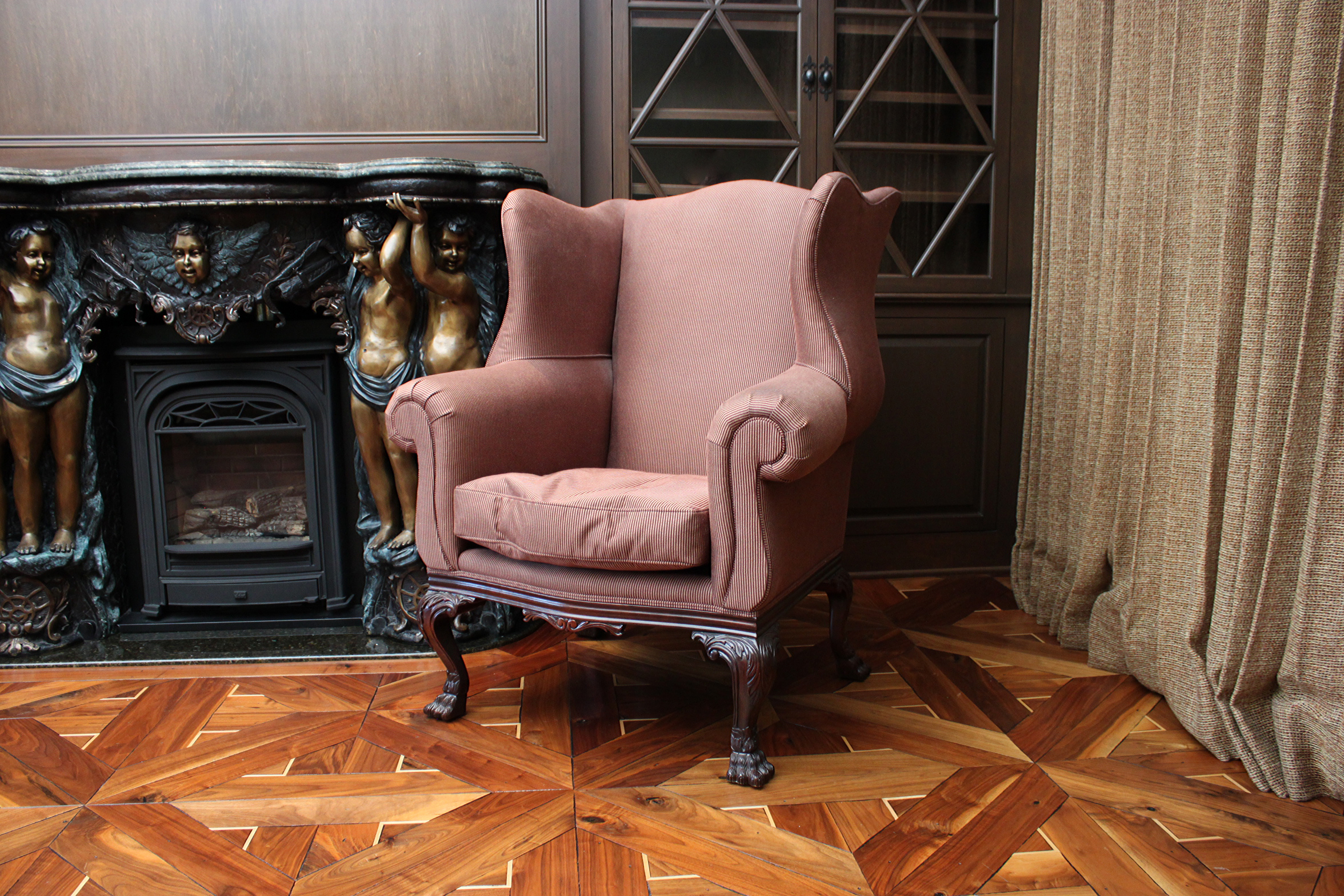 Henredon "Natchez" Chippendale Style Wingback Chair