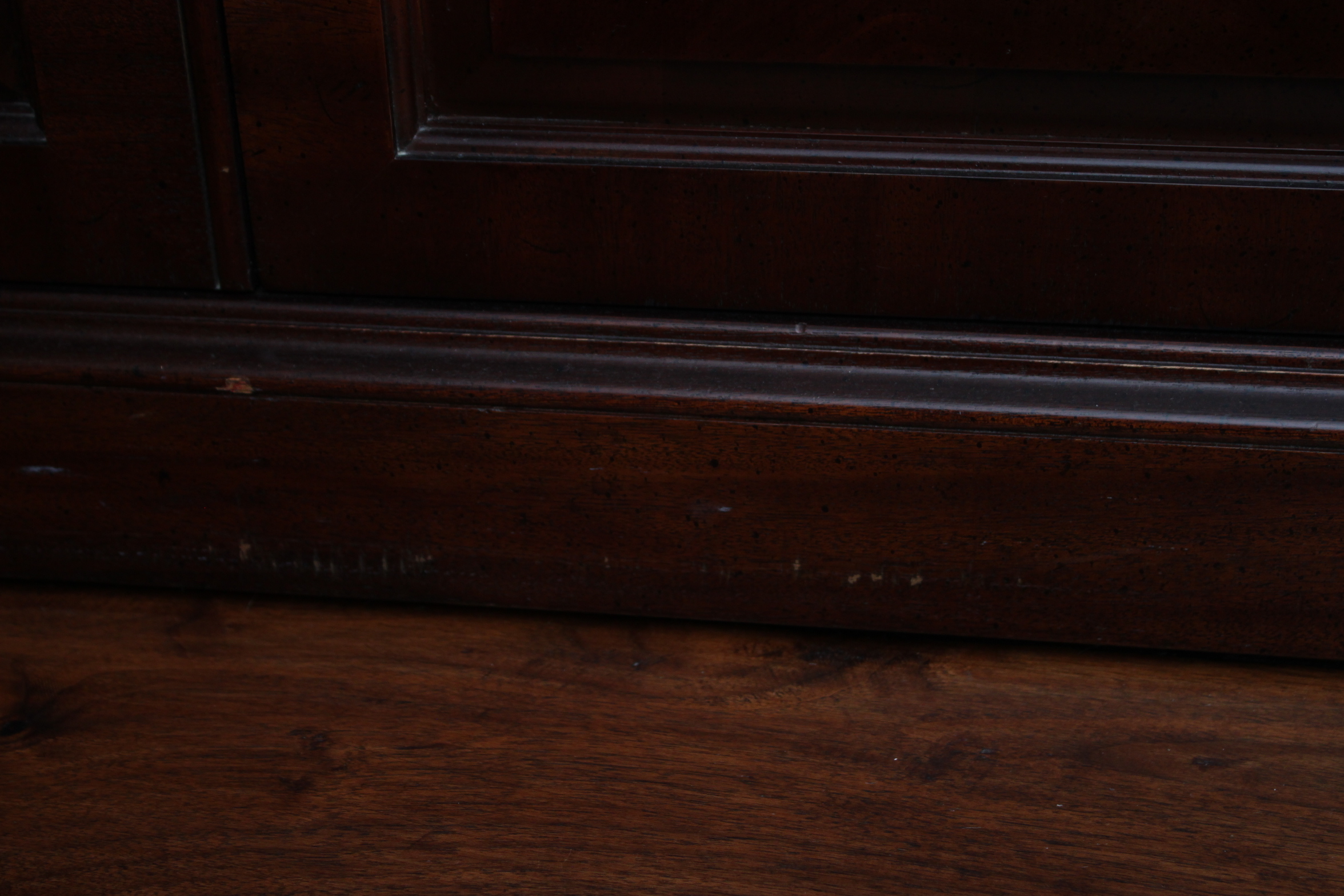 Vintage Federal Style Mahogany Breakfront China Cabinet by Henredon