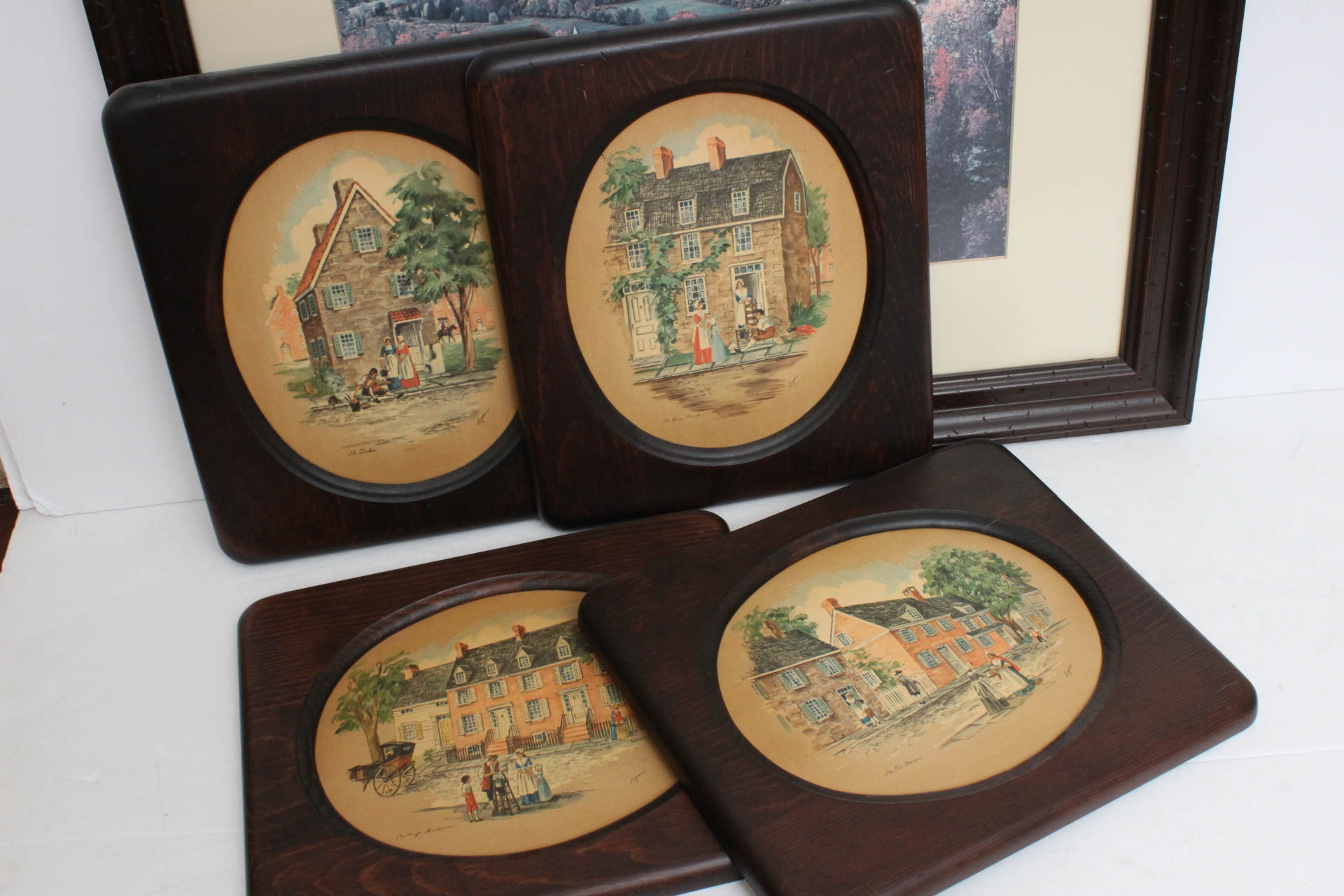 Colonial Motif Print Collection