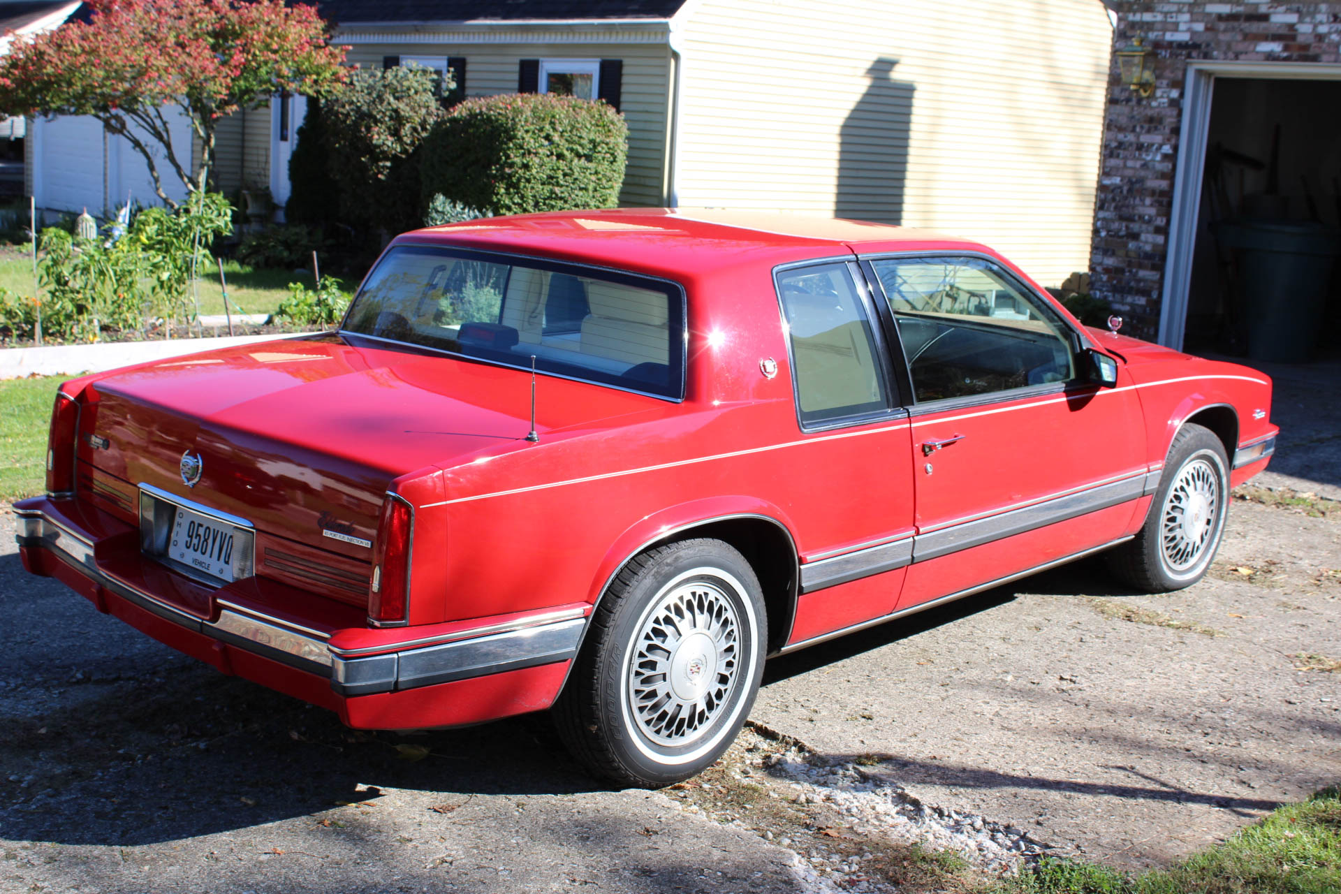 1990 Red Cadillac Eldorado Coupe