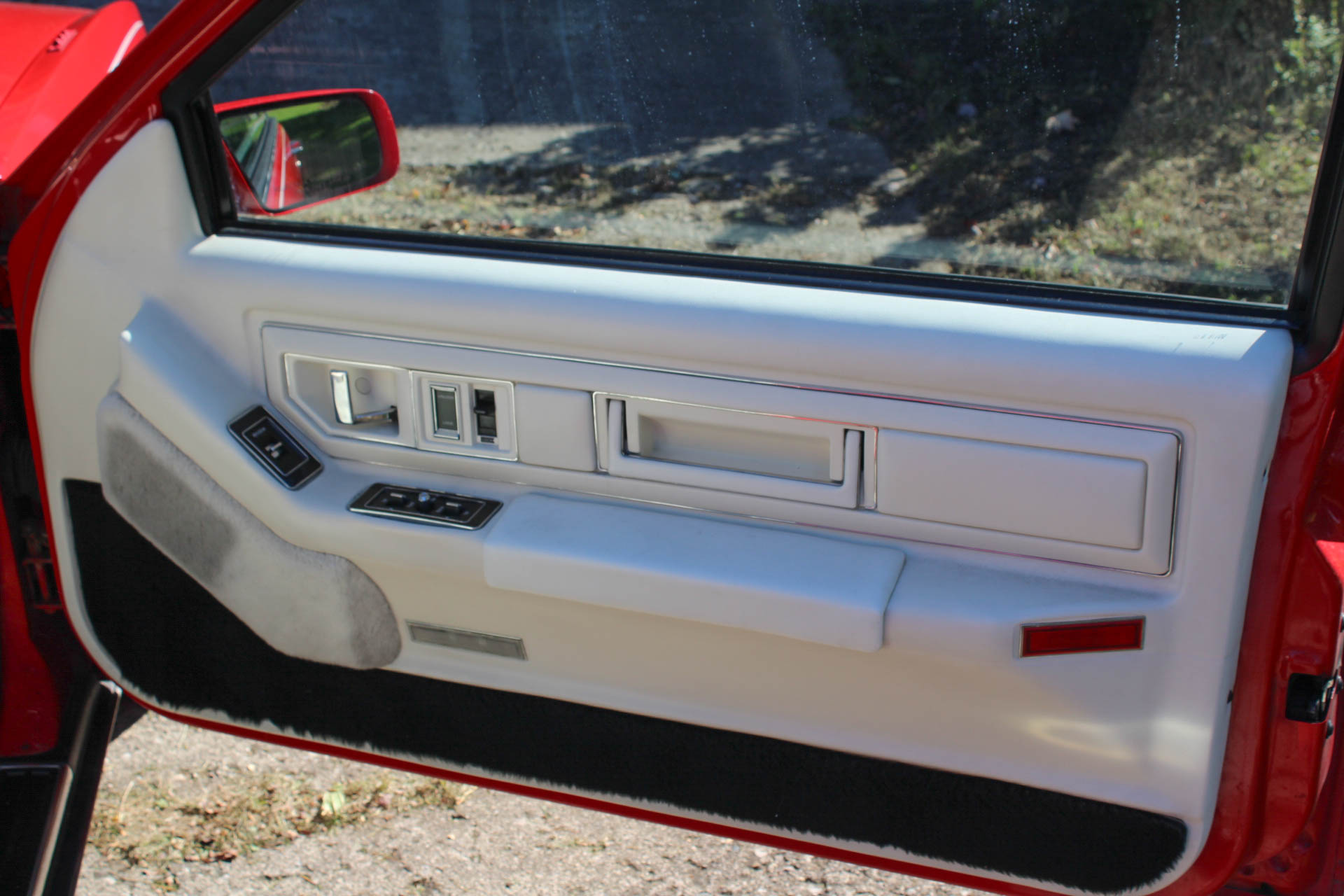 1990 Red Cadillac Eldorado Coupe