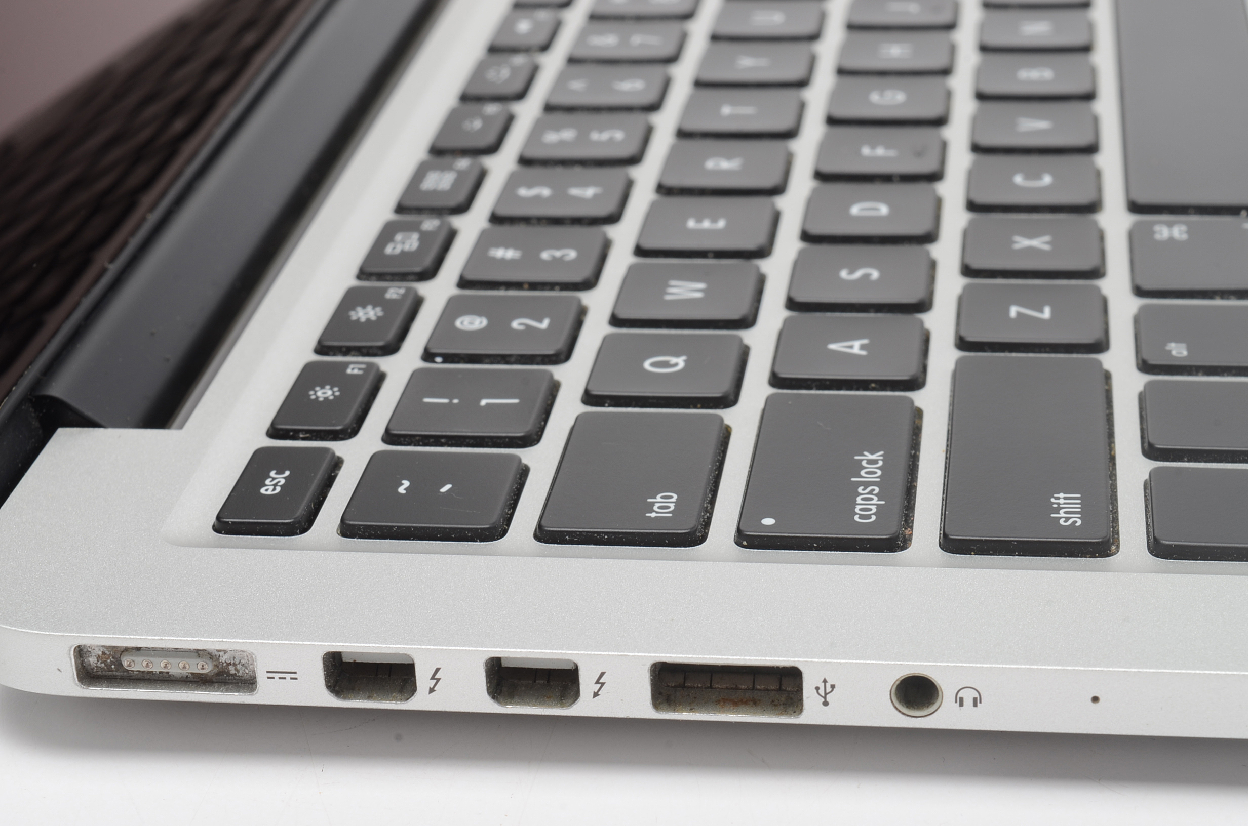 13" MacBook Pro Retina Laptop