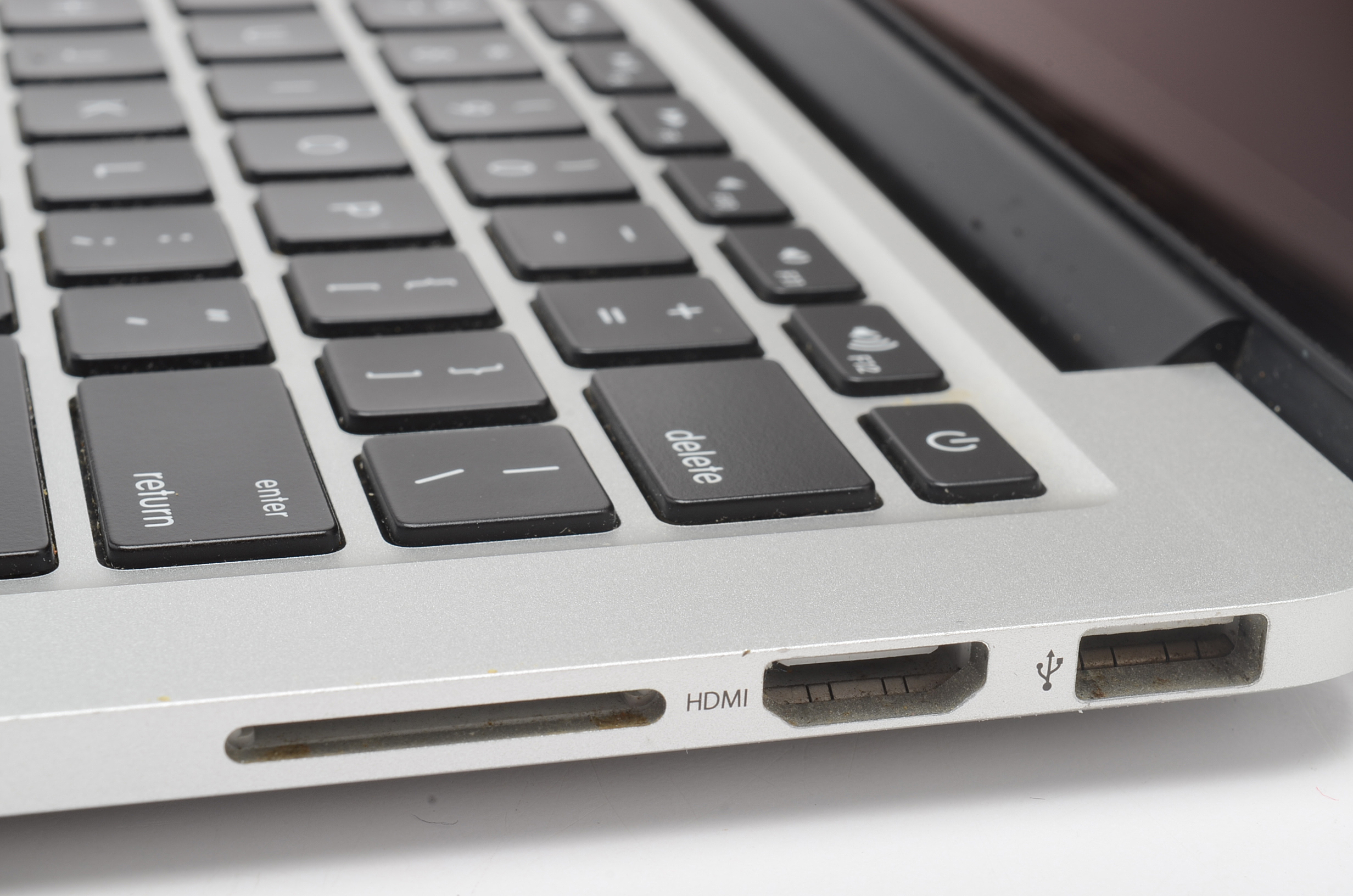 13" MacBook Pro Retina Laptop