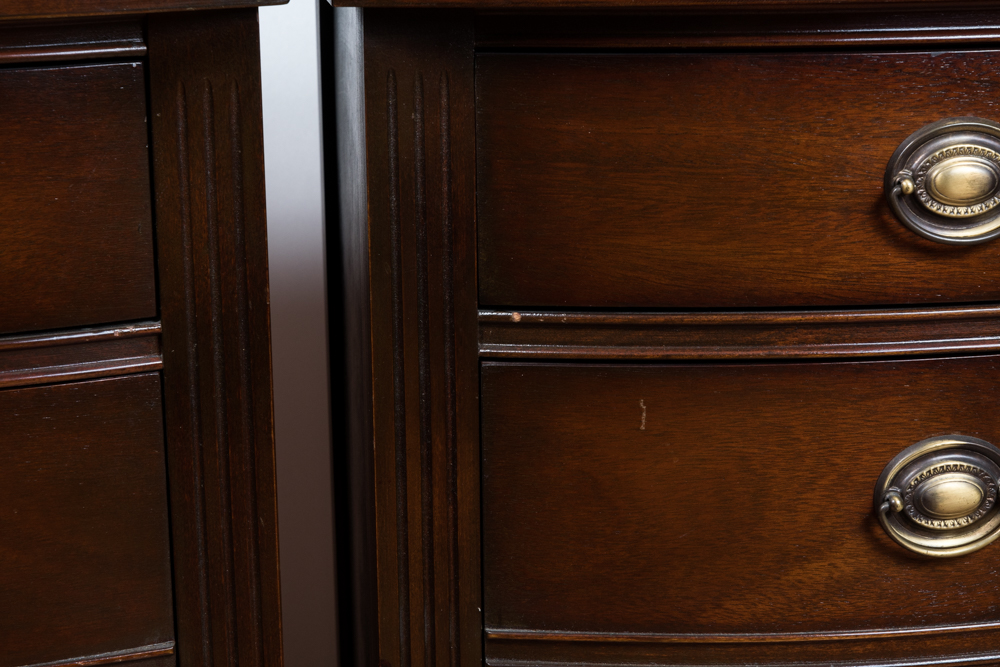 Vintage Hepplewhite Style Nightstands by Dixie
