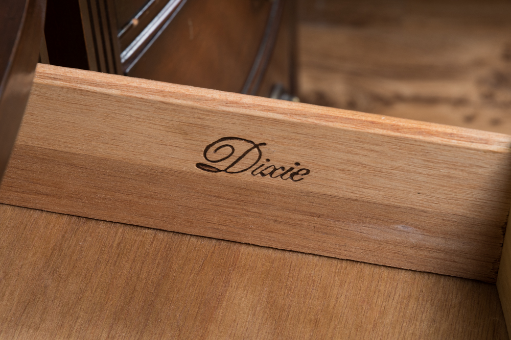 Vintage Hepplewhite Style Nightstands by Dixie