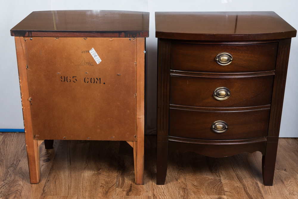 Vintage Hepplewhite Style Nightstands by Dixie