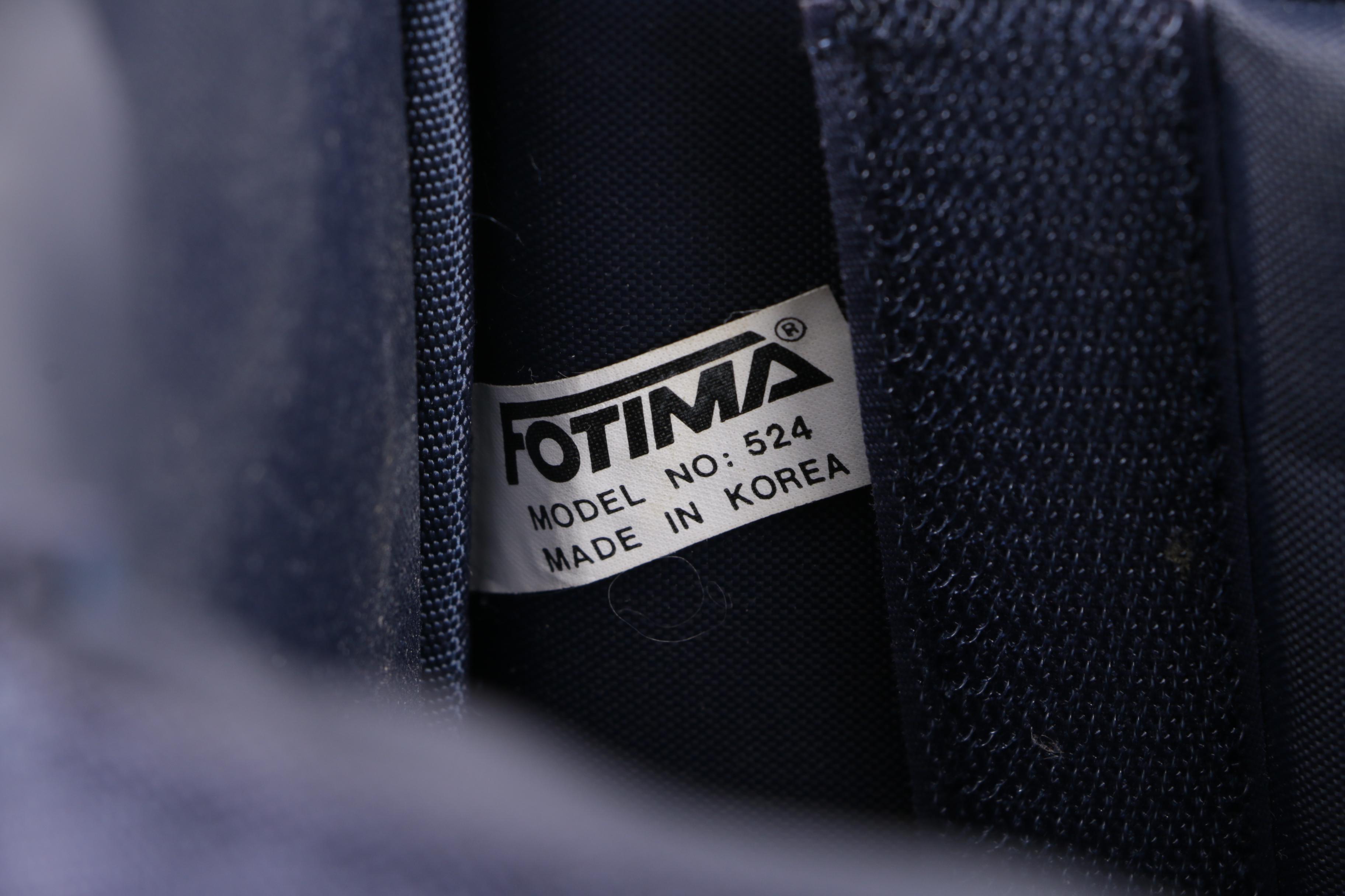 Sega Game Gear Portable Video Game System with Games and Accessories