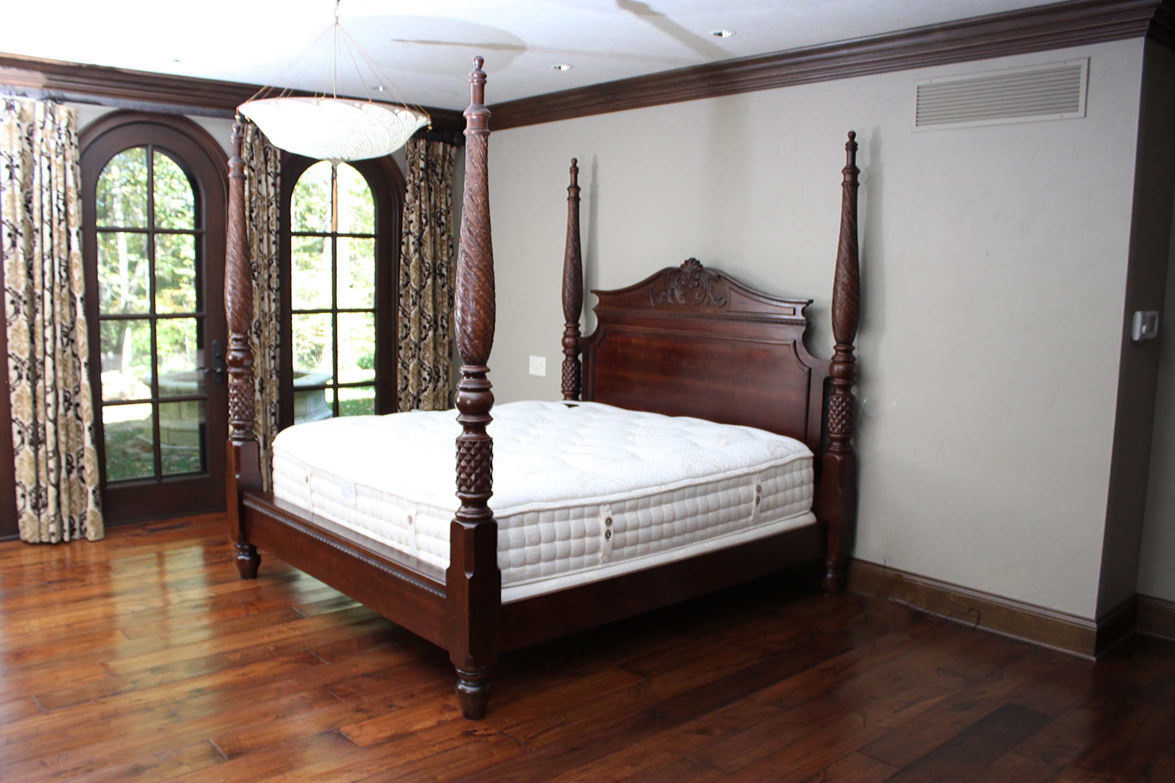 Bernhardt Chippendale Style Four Poster Bed