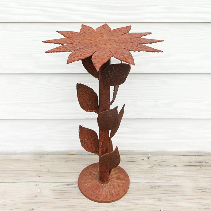Floral Motif Metal Garden Sculpture