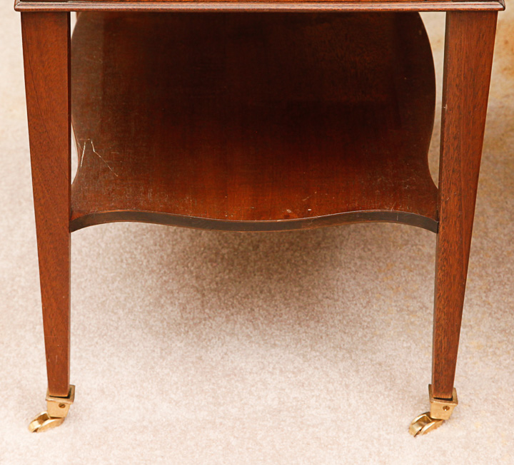 Vintage Federal Style Mahogany Side Table