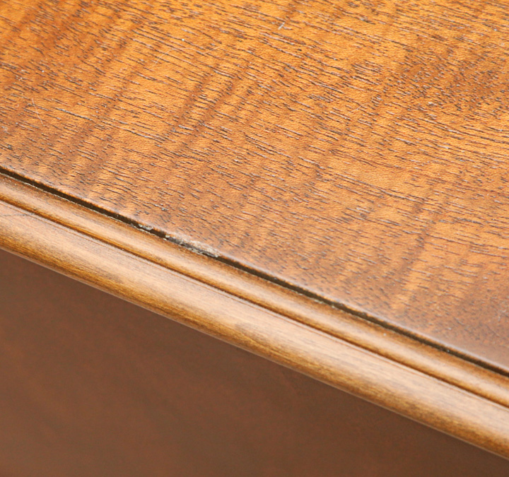 Vintage Federal Style Mahogany Side Table