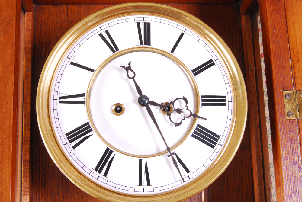 Vintage Oak Pendulum Wall Clock