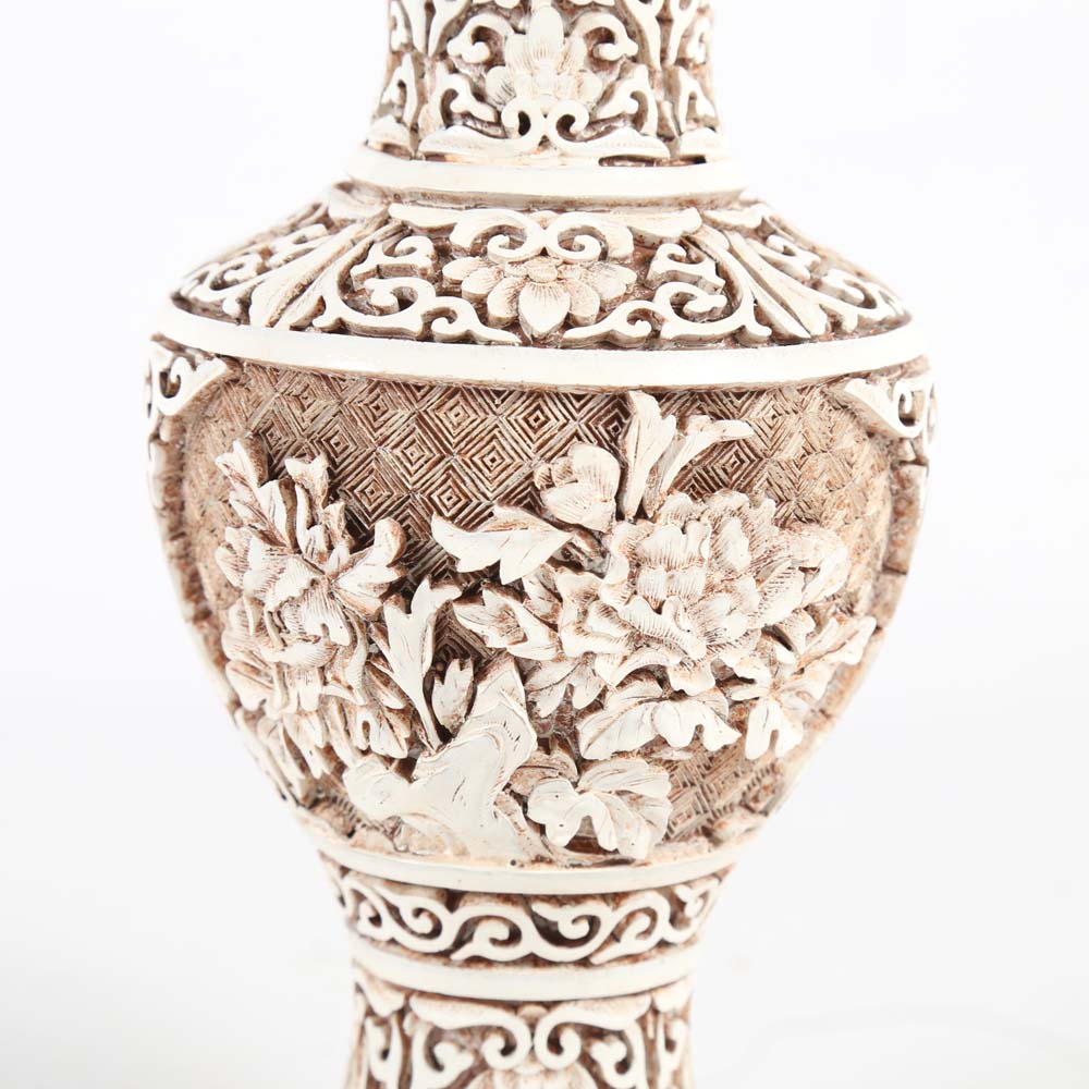 Arnart Imports "Ivory Dynasty" Vase and Plate