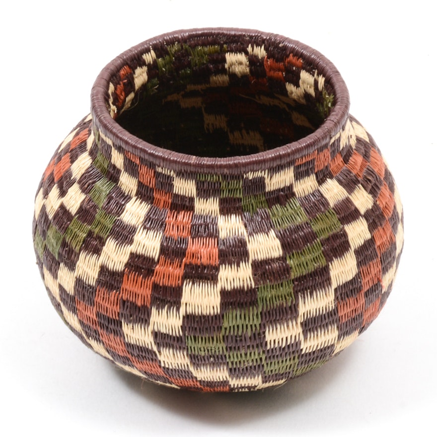 Panama Rainforest Wounaan Basket