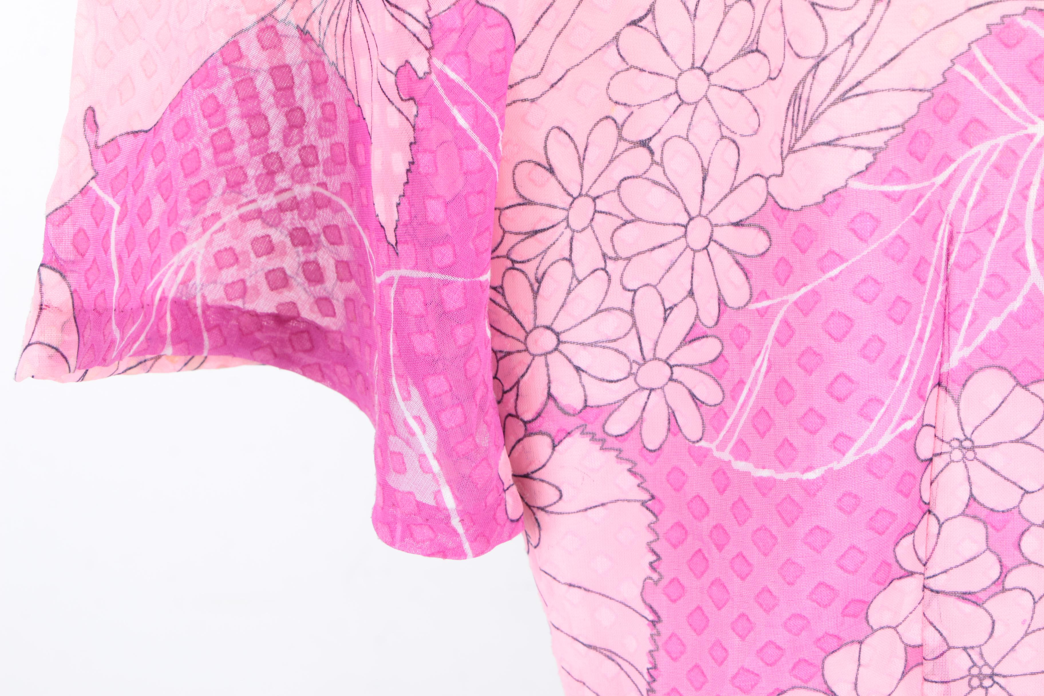 Women's Vintage 1970s Floral Dresses