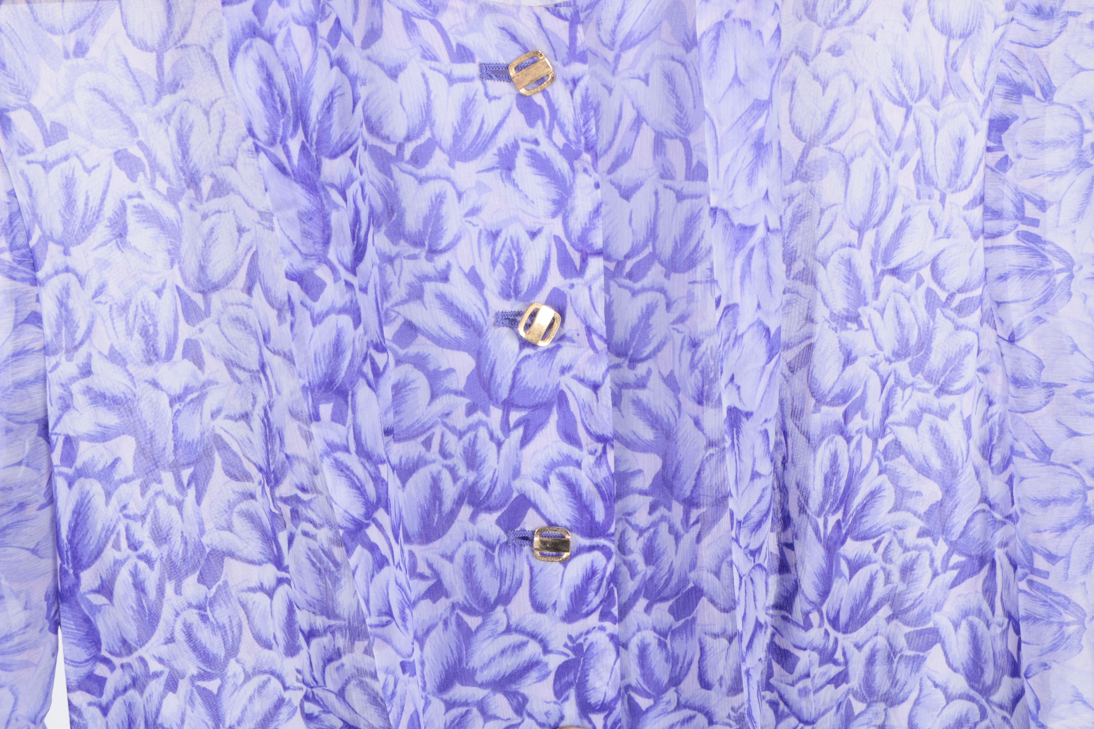 Women's Vintage 1970s Floral Dresses