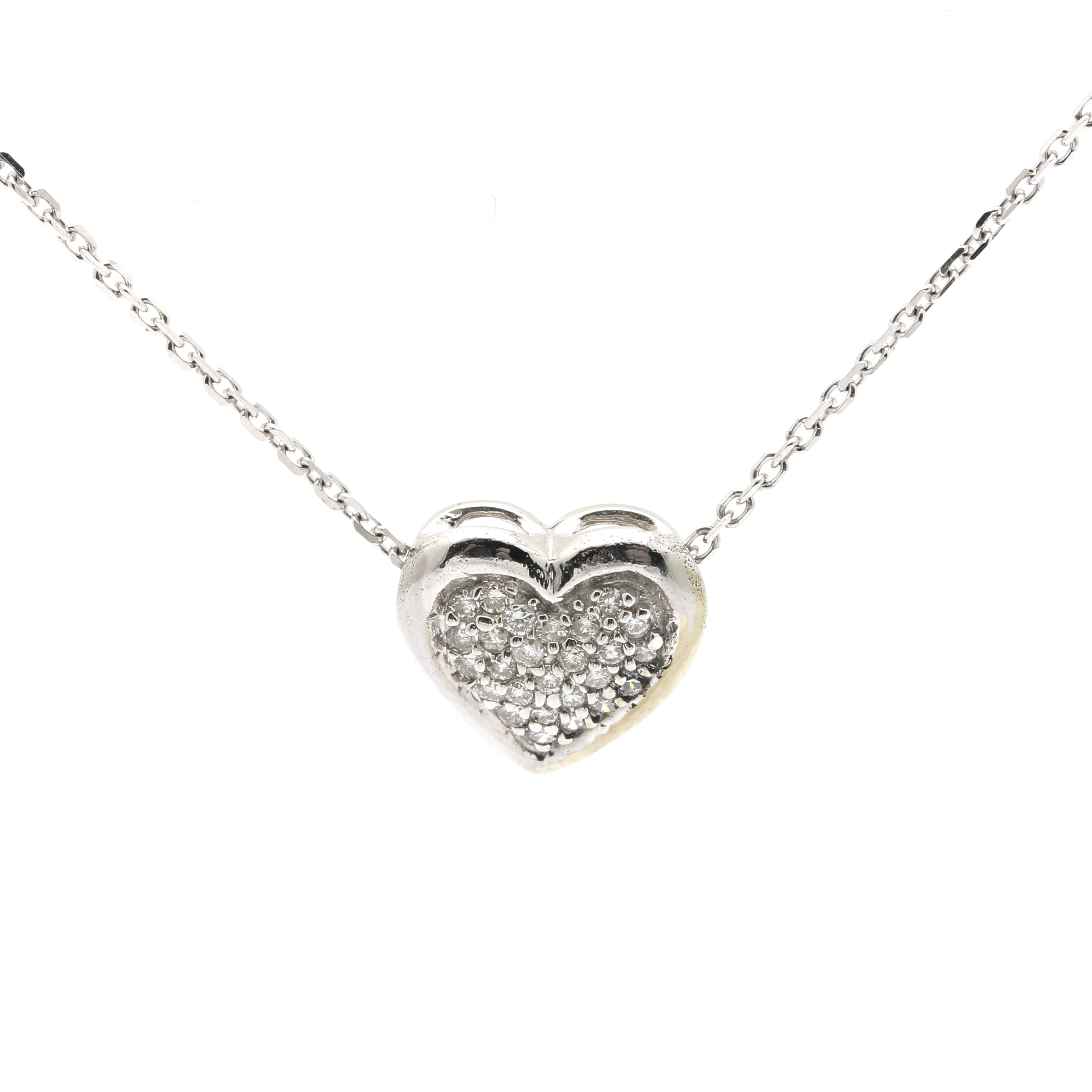 14K White Gold Diamond Heart Pendant Necklace