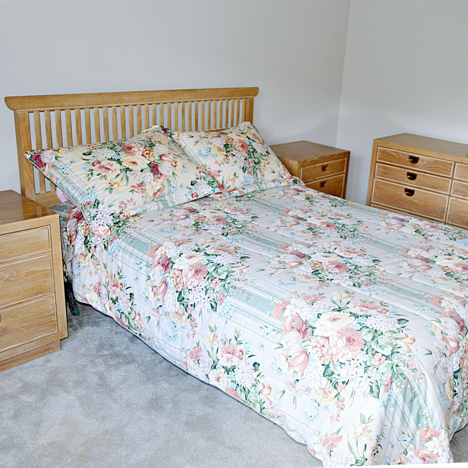 Romweber Oak Bedroom Suite