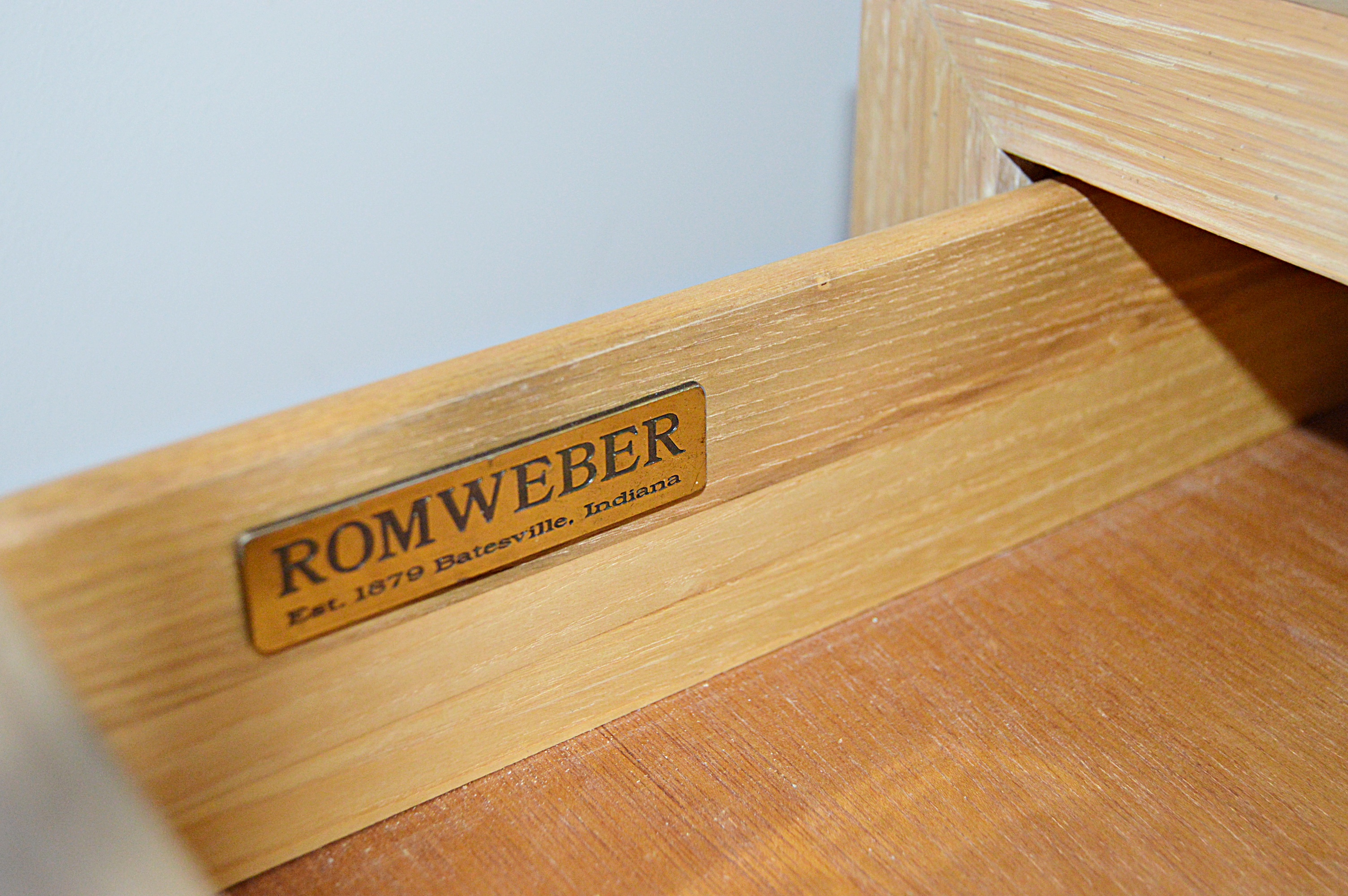 Romweber Oak Bedroom Suite