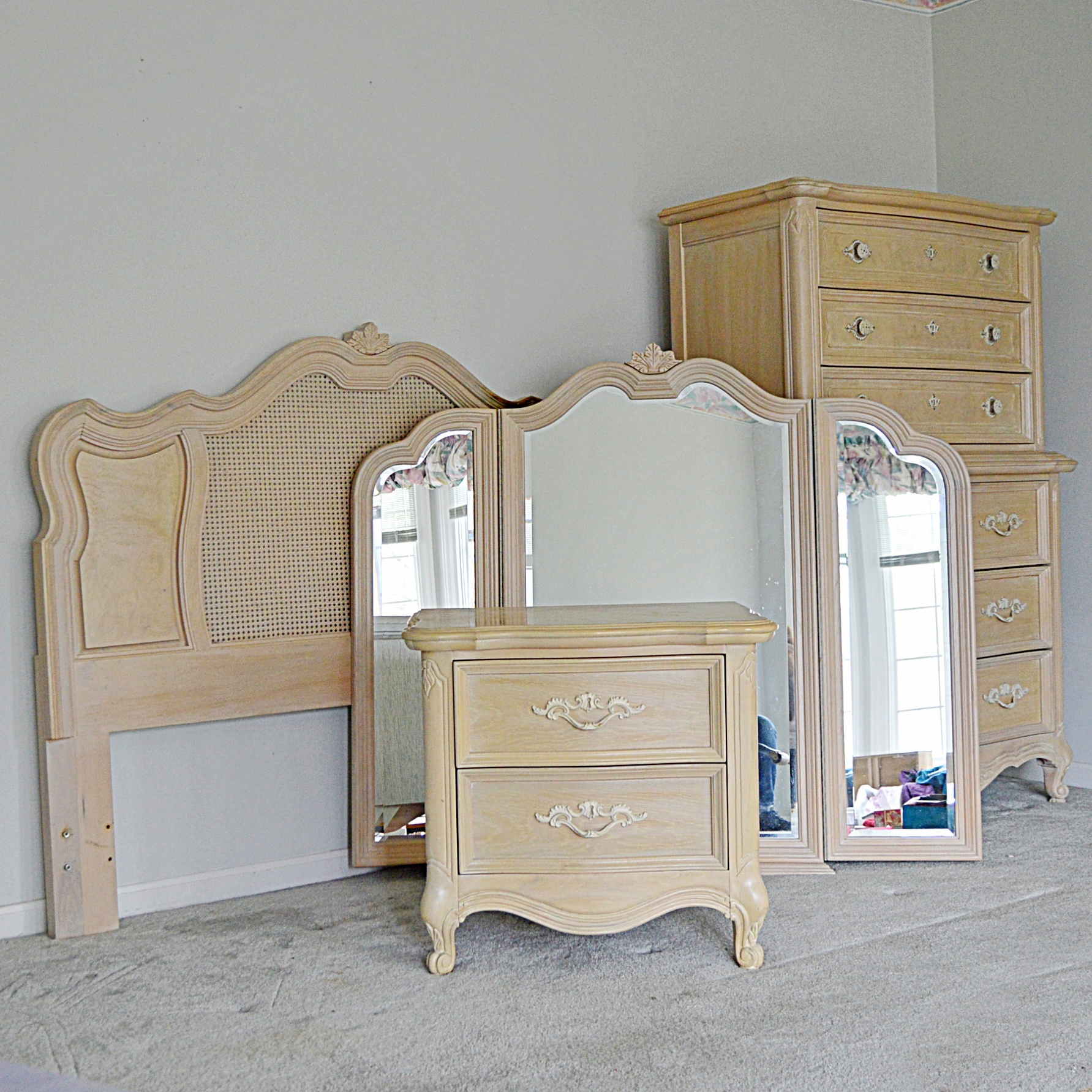 Lexington French Provincial Bedroom Suite