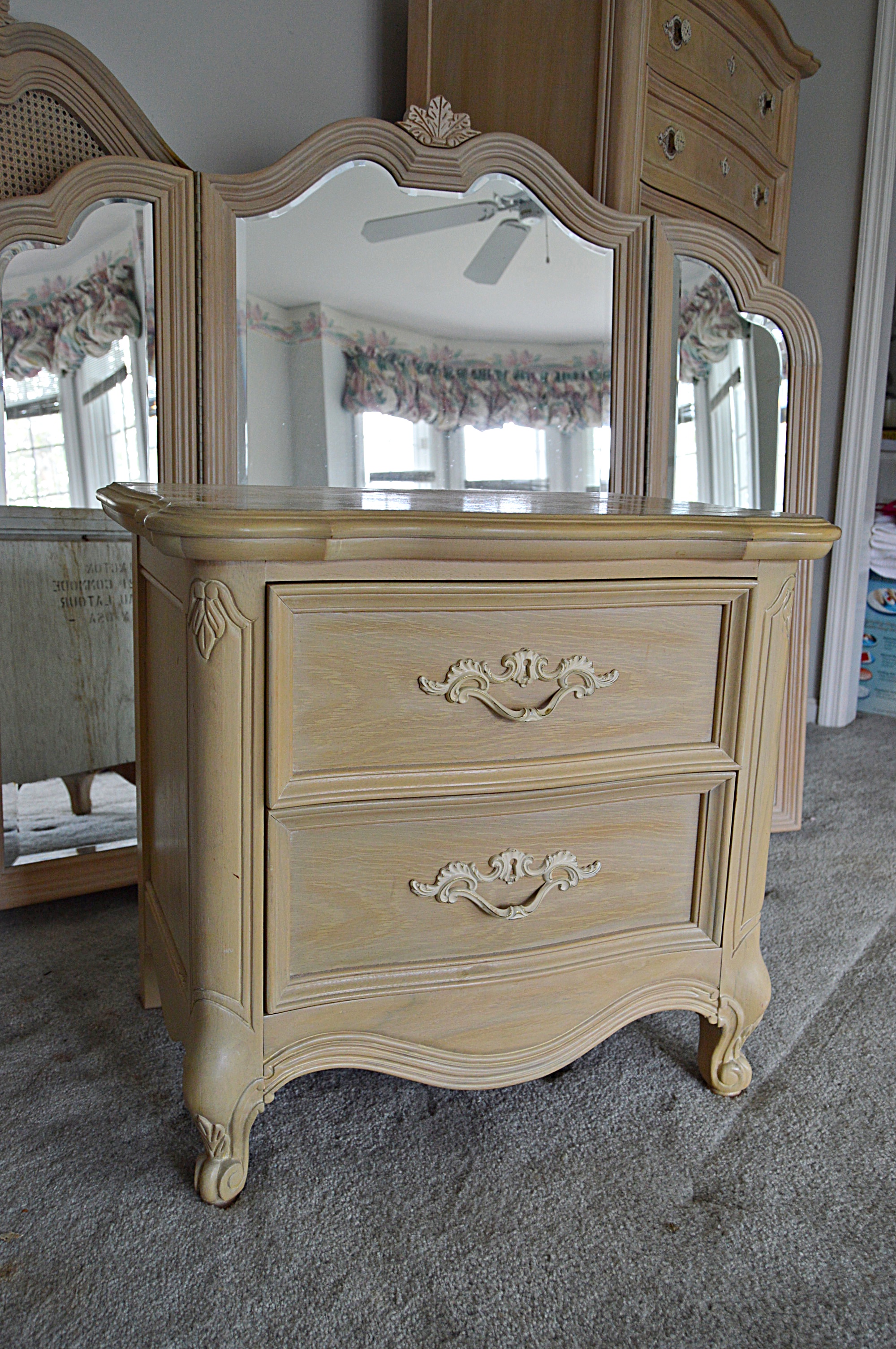 Lexington French Provincial Bedroom Suite