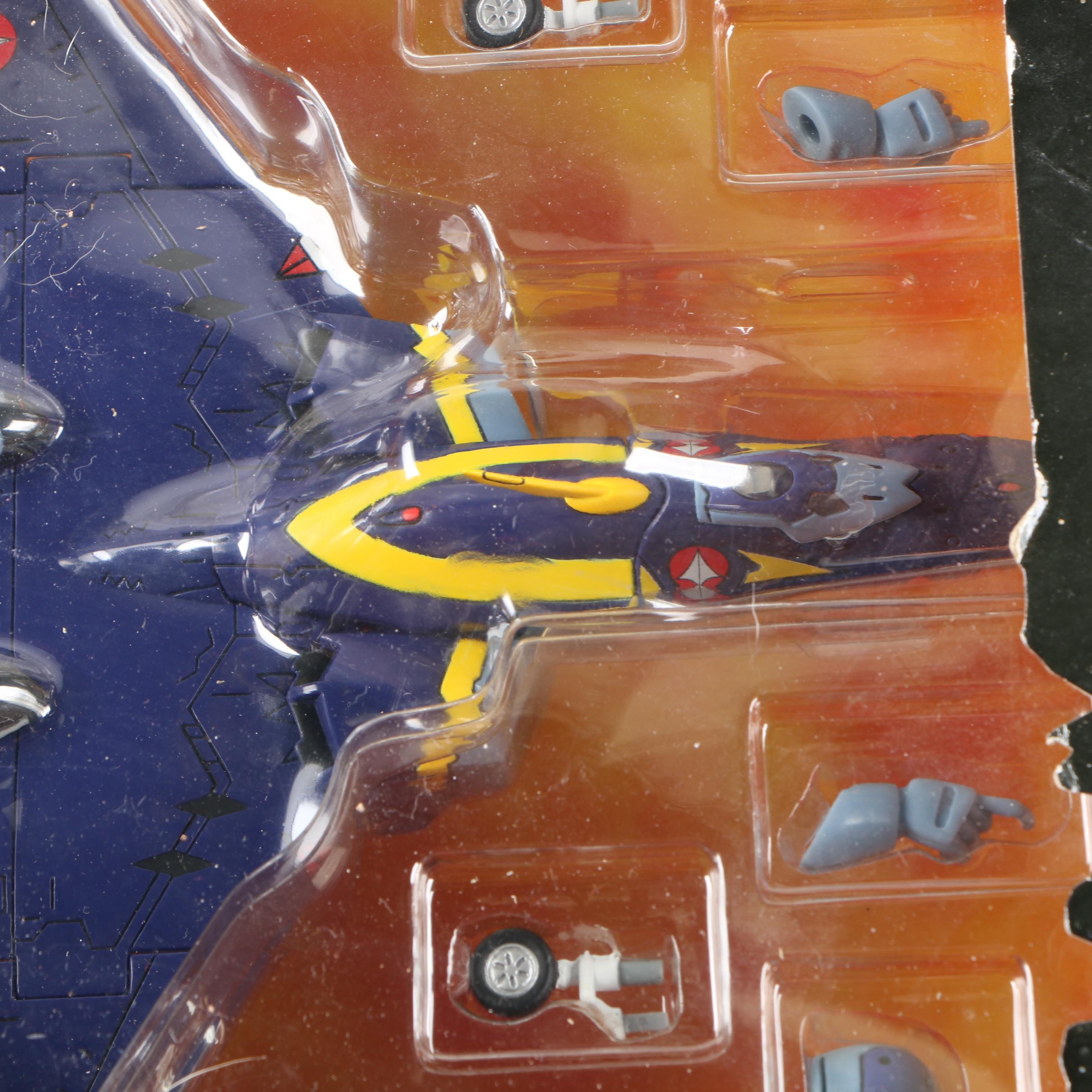 YF-21 Advanced Variable Fighter Die-Cast Figure by Macross Plus