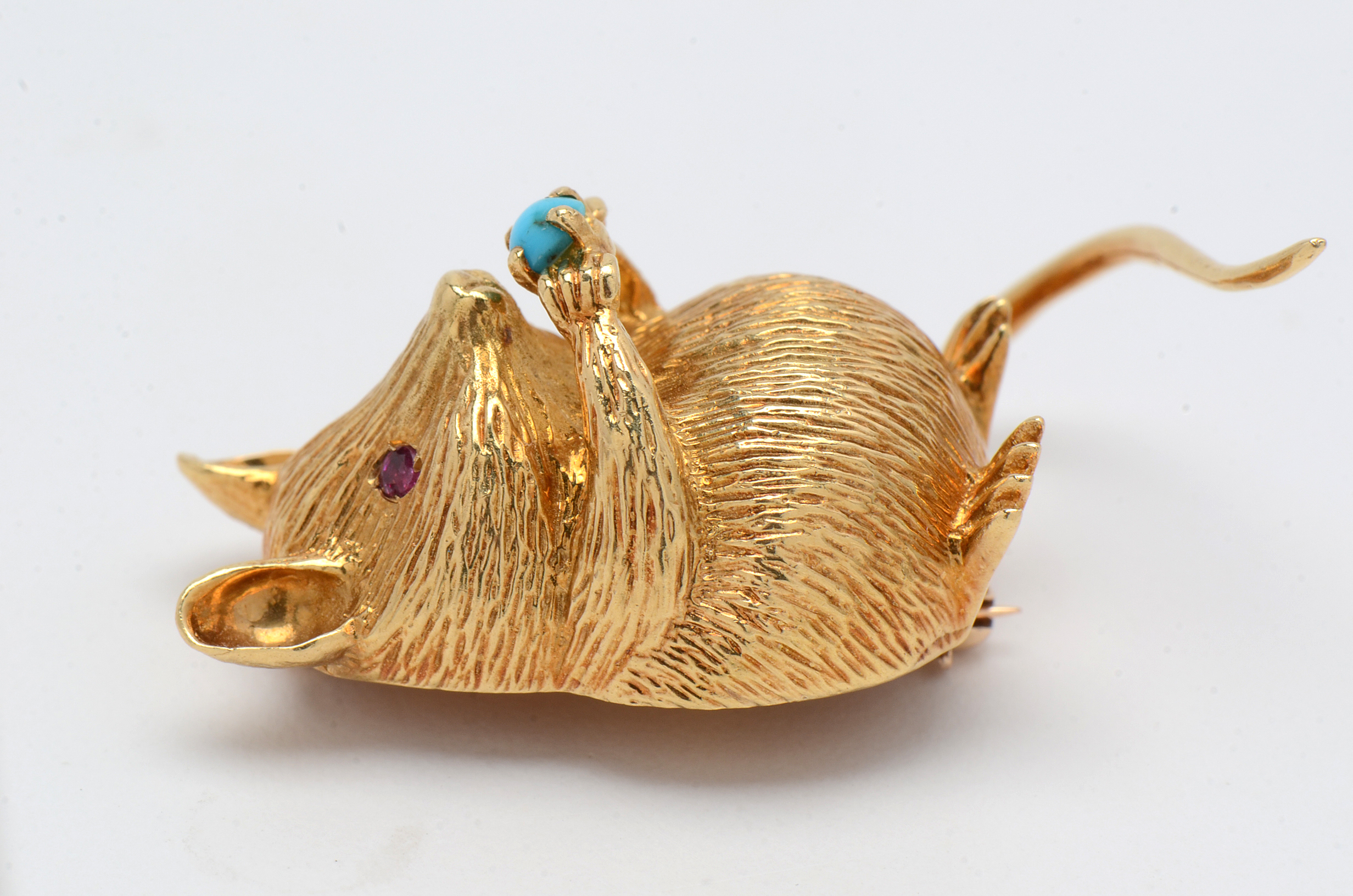 Tiffany & Co. 18K Yellow Gold Mouse Brooch