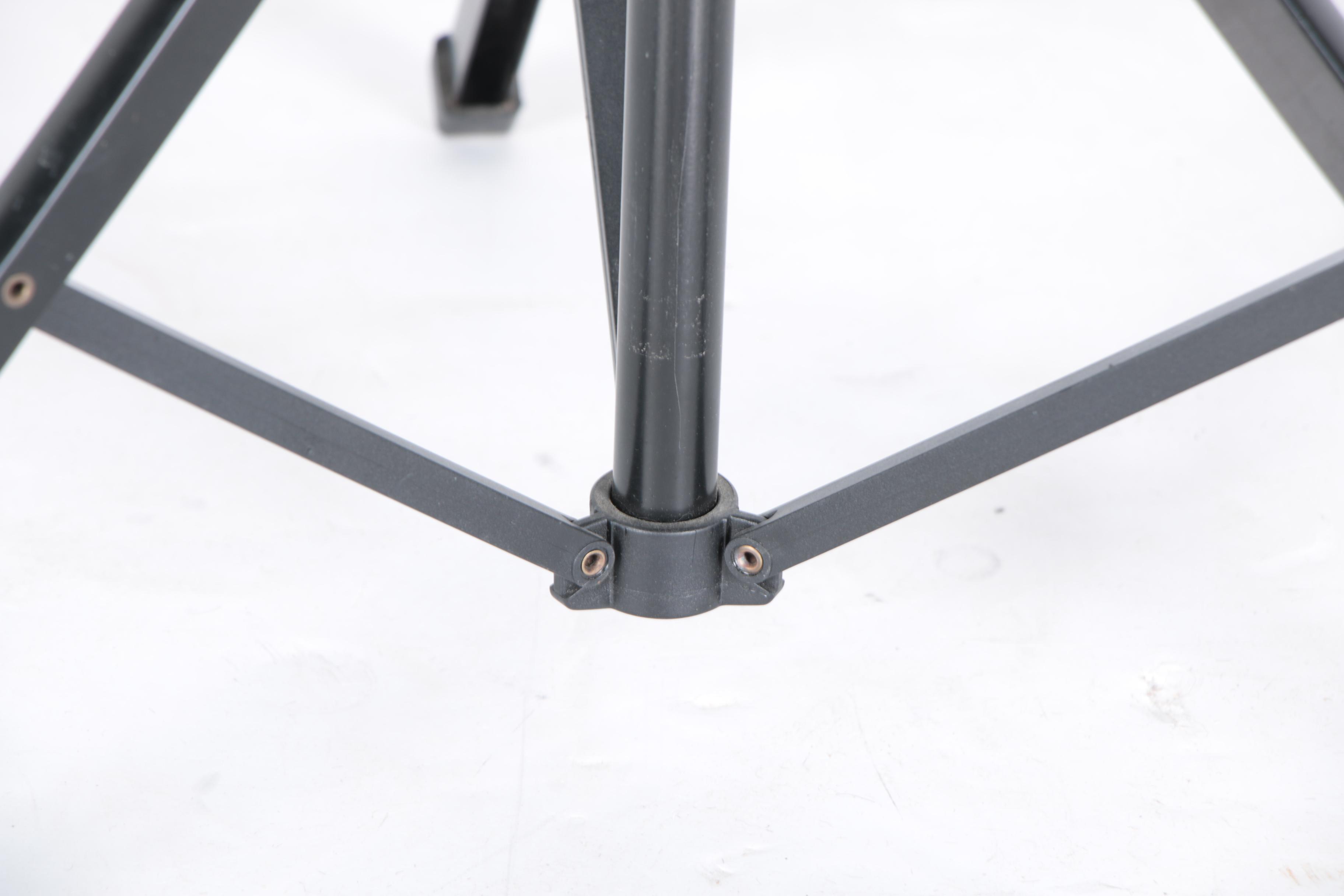 Peavey PVi 100 Microphone, Stand and Accessories