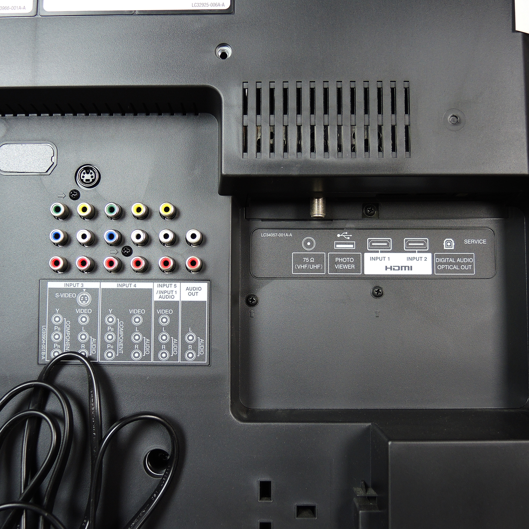 JVC 37" Genessa HD LCD Television