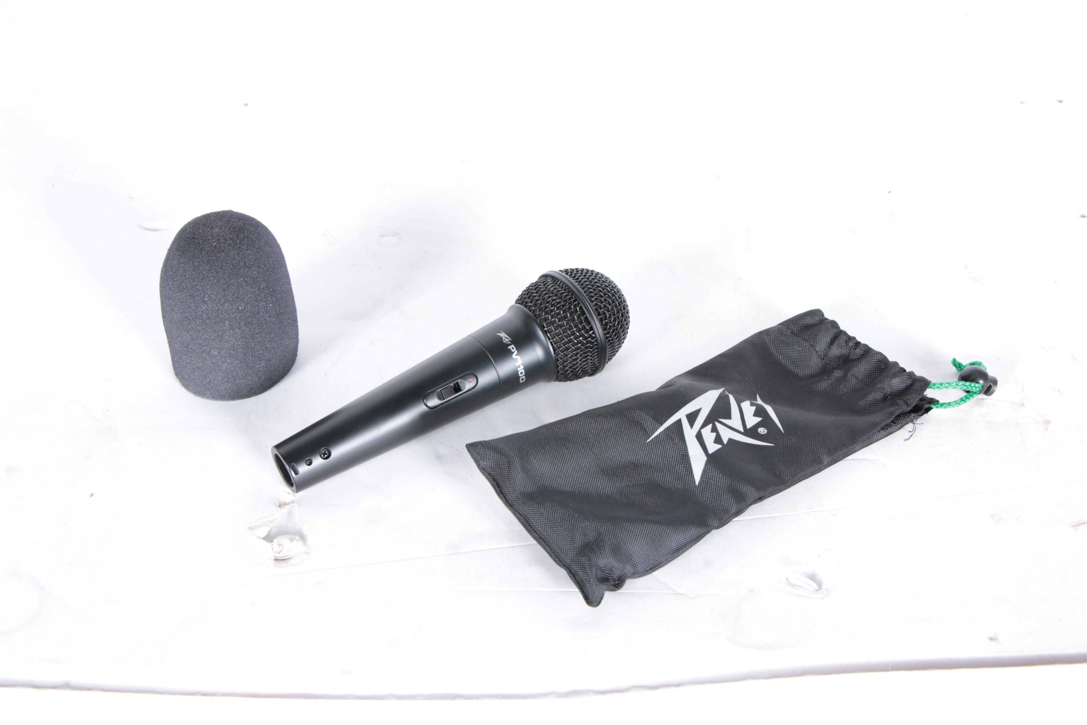 Peavey PVi 100 Microphone, Stand and Accessories