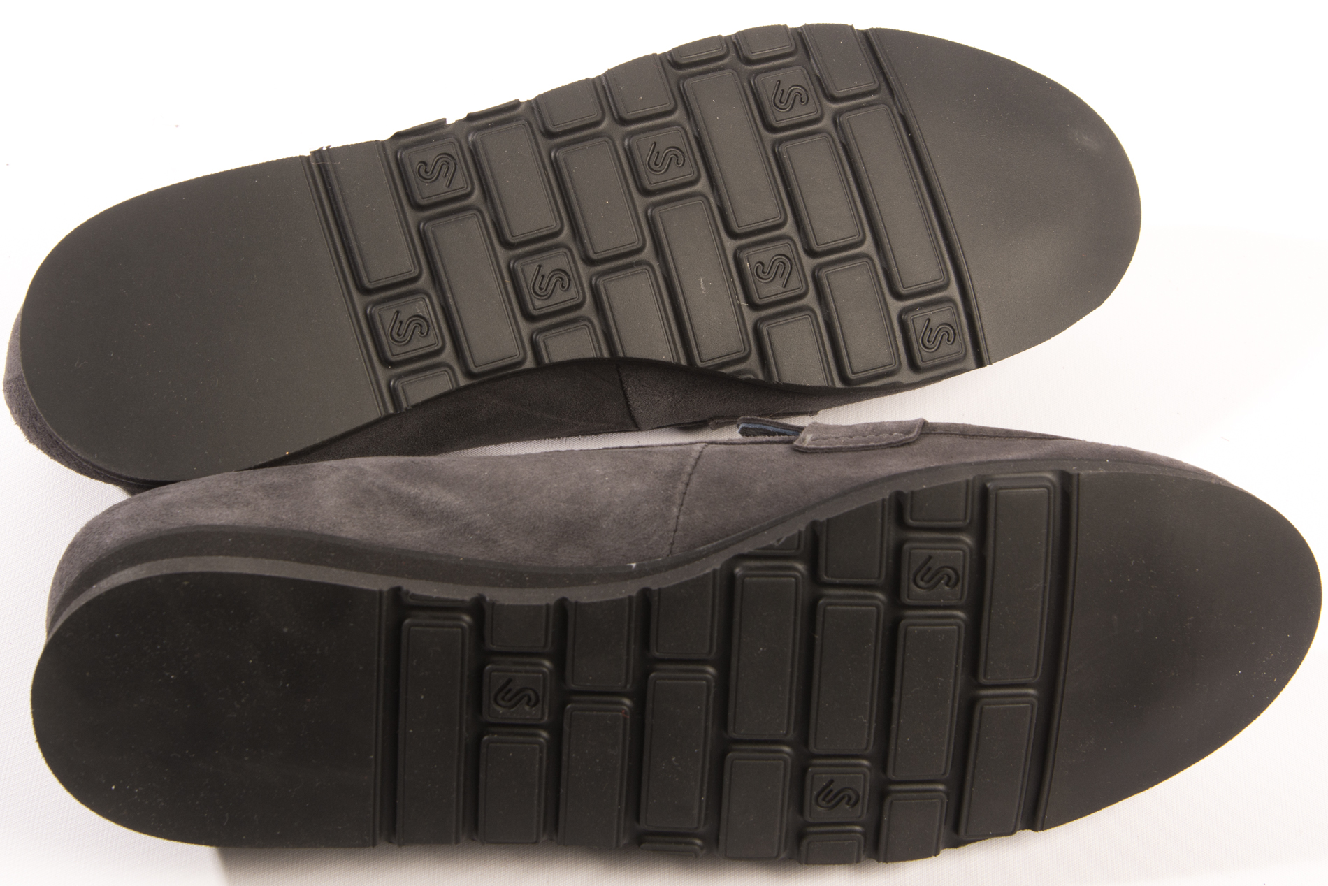 Sabrinas Grey Suede Oxfords