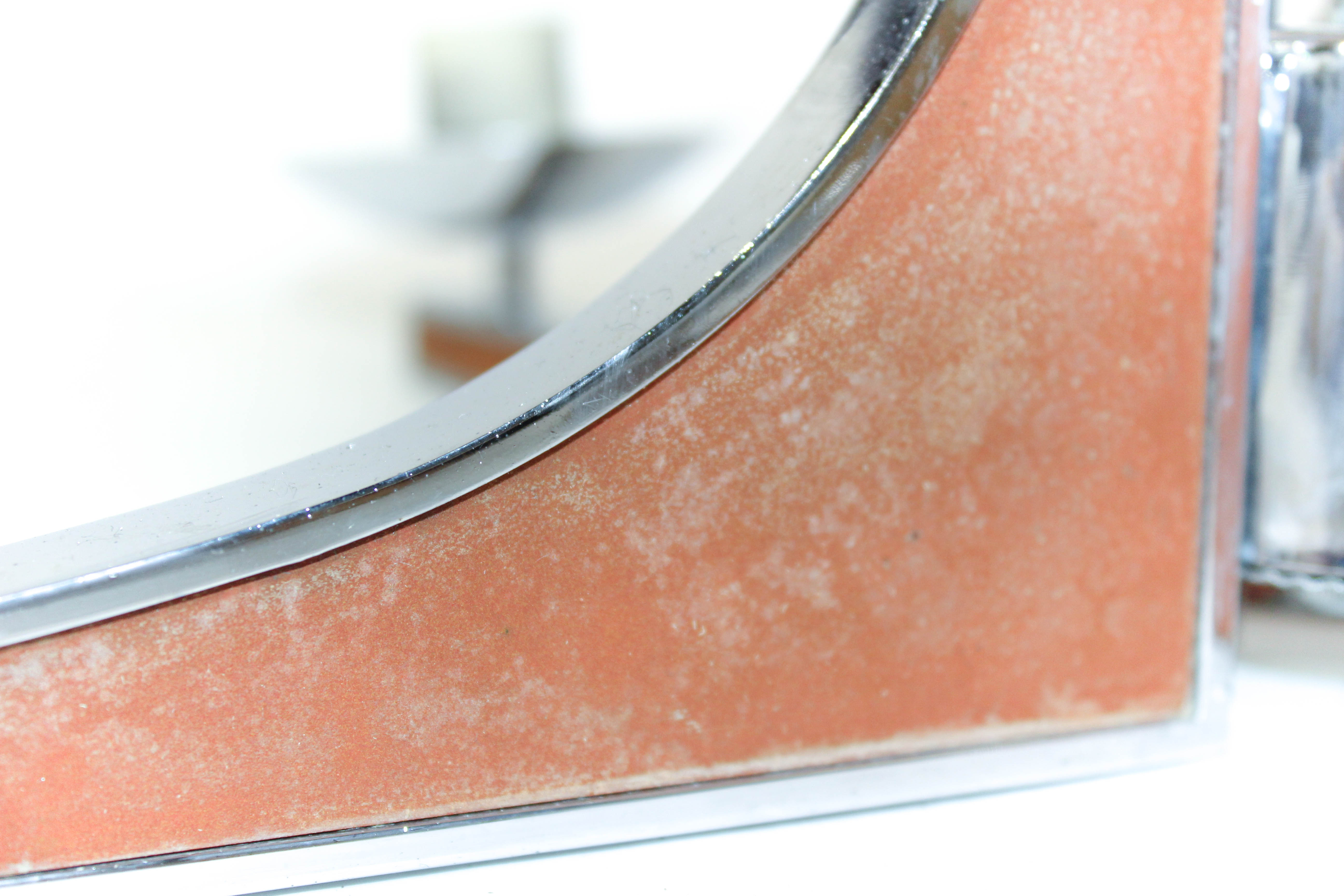 Modern Style Metal Chandeliers