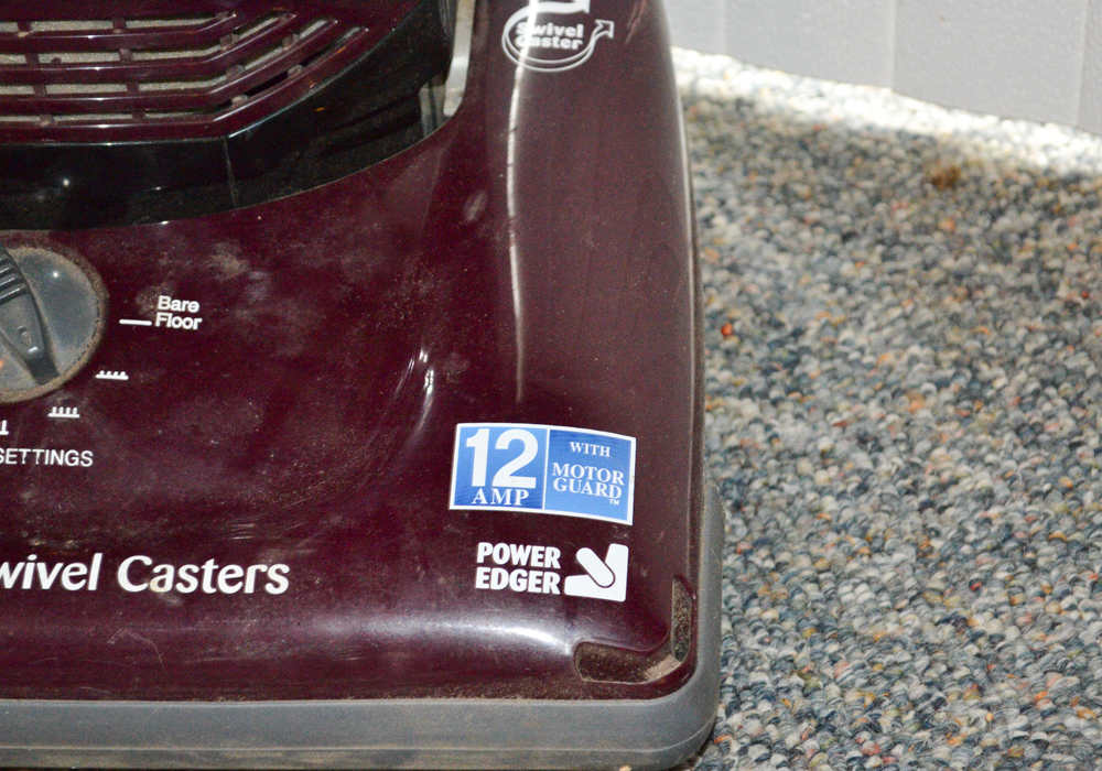 Dirt Devil Swivel Glide Vacuum