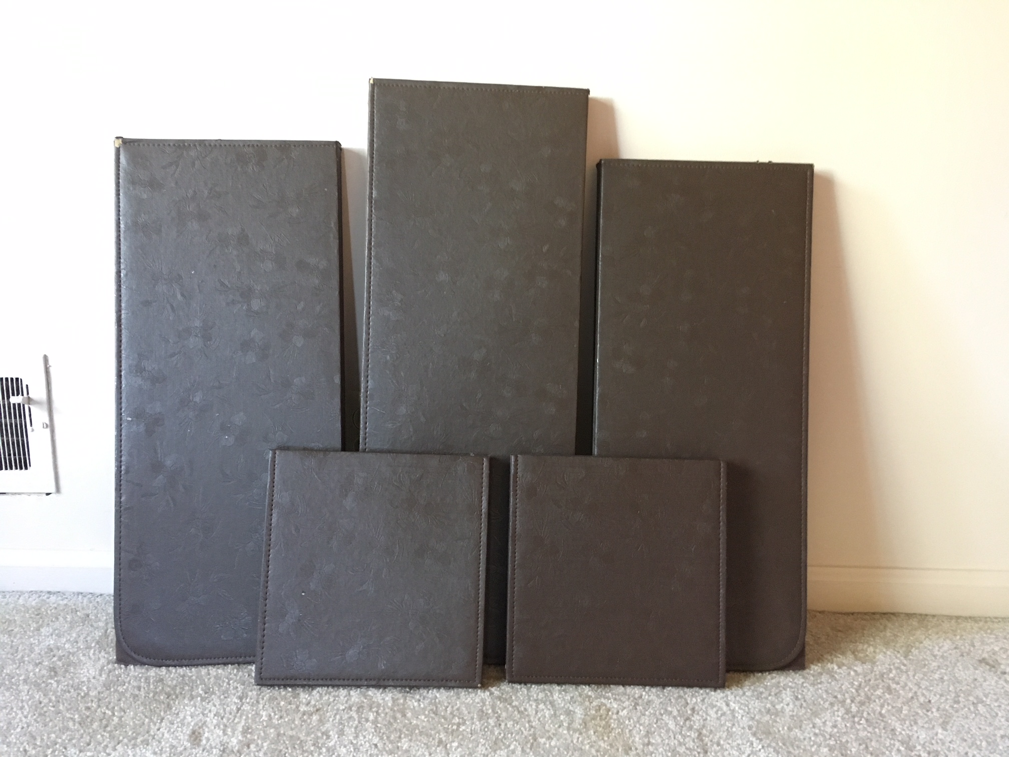 Drop Leaf Table With Windsor Style Chairs