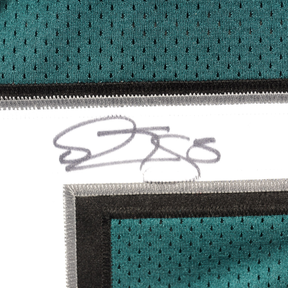 Donovan McNabb Autographed Jersey