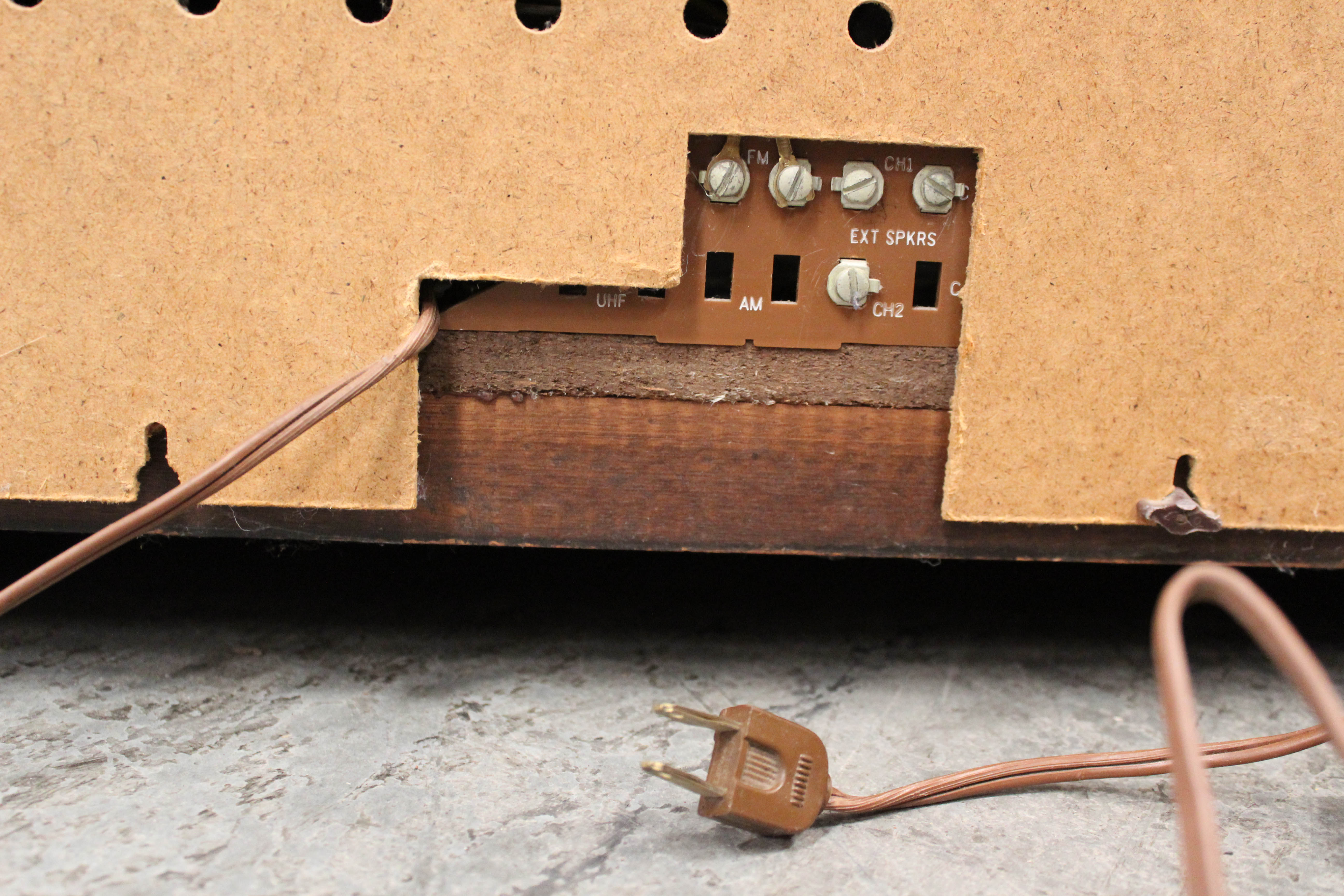 1960s Magnavox Astro Sonic Stereo Console